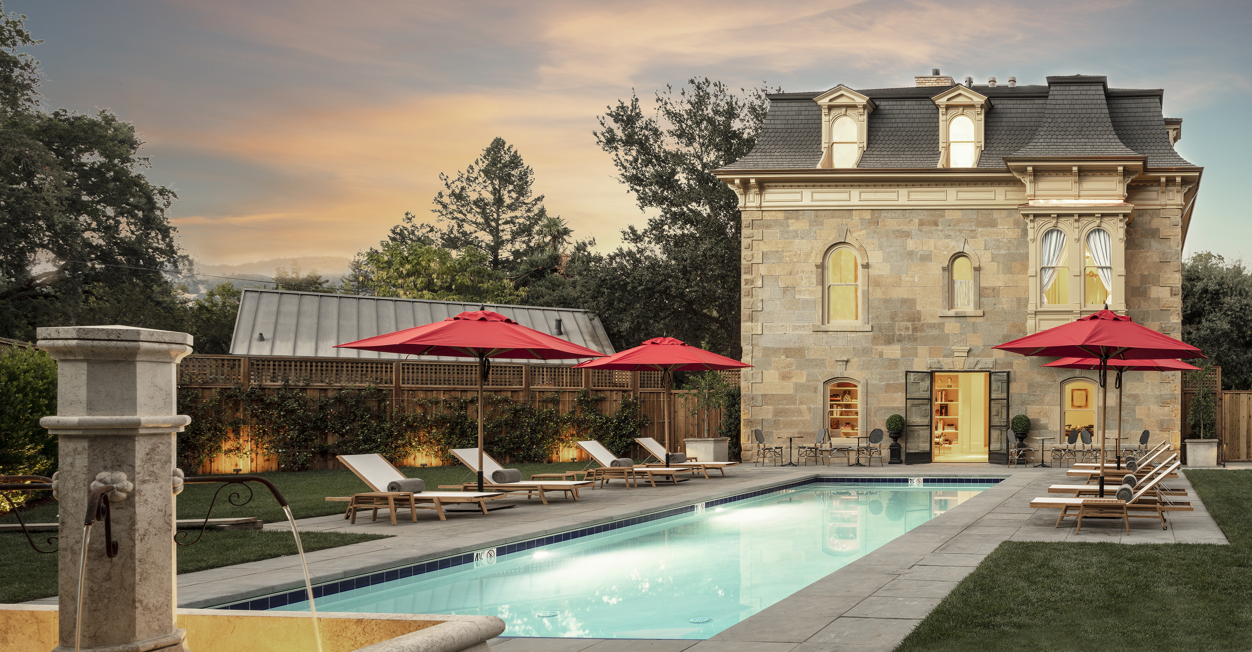 02_francis_h_back_dusk