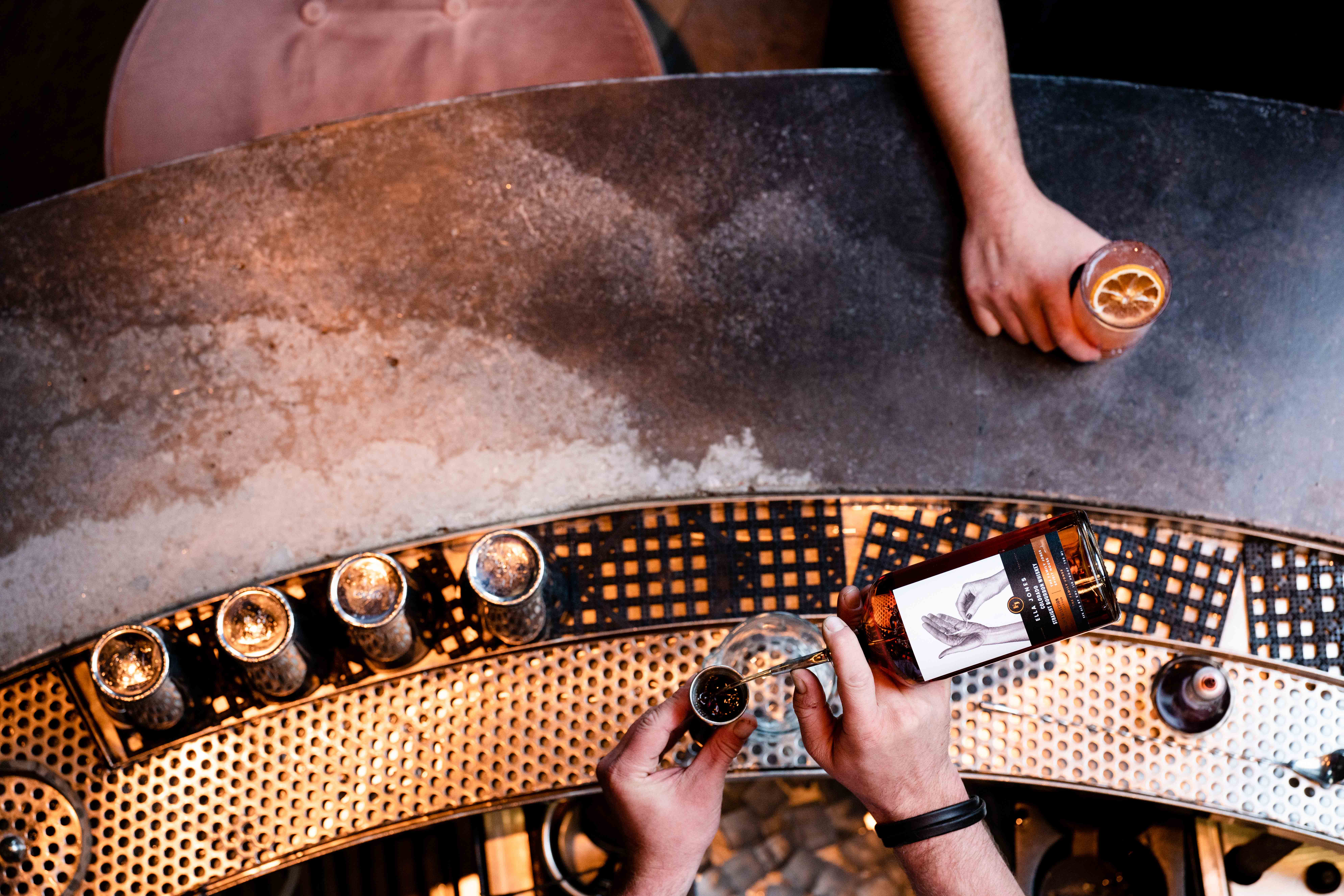 054_werkcreative_220614_familyjones_72dpi