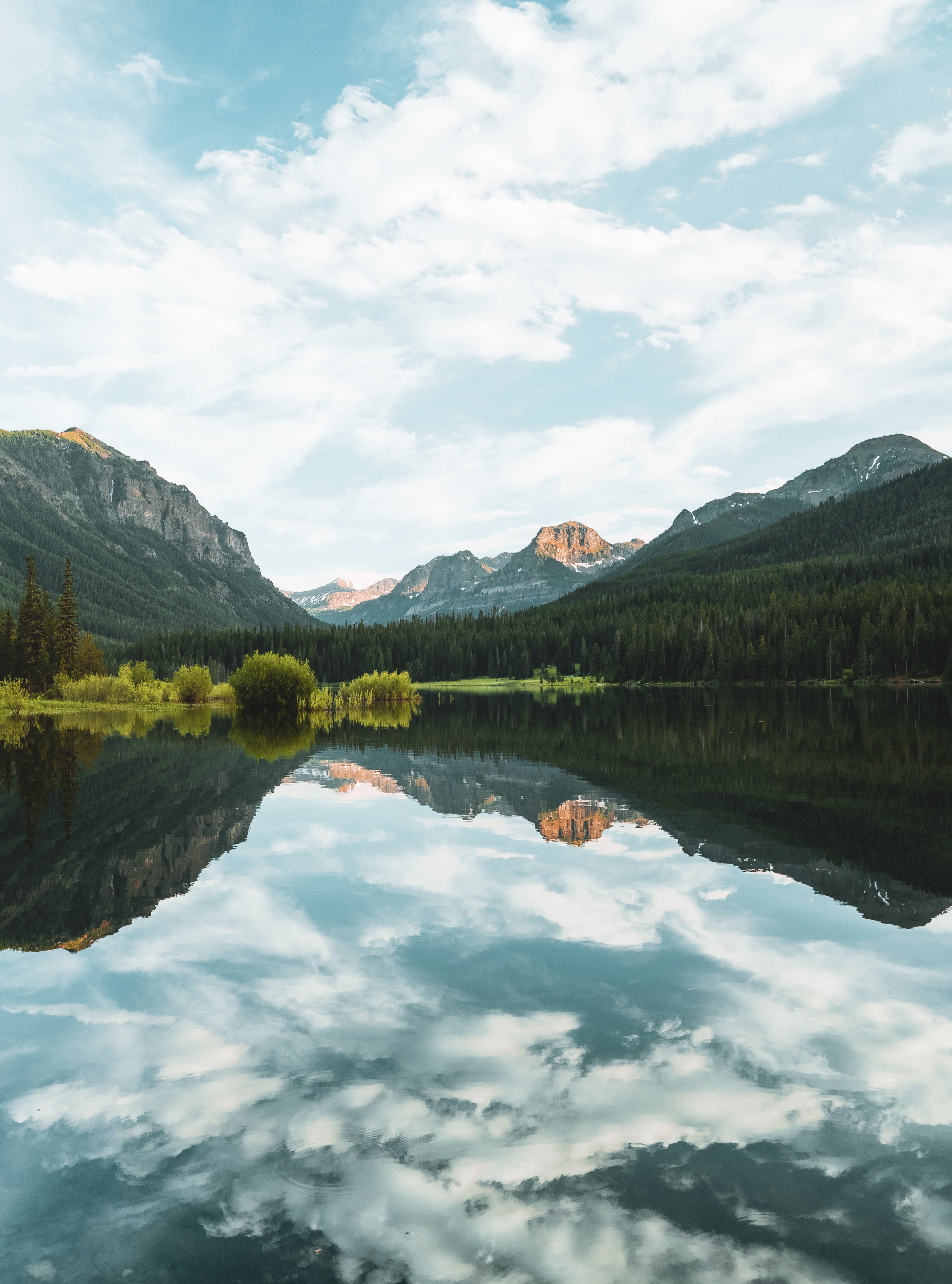 159383-hyalite-canyon-reservoir_cameron-rosin-jpeg