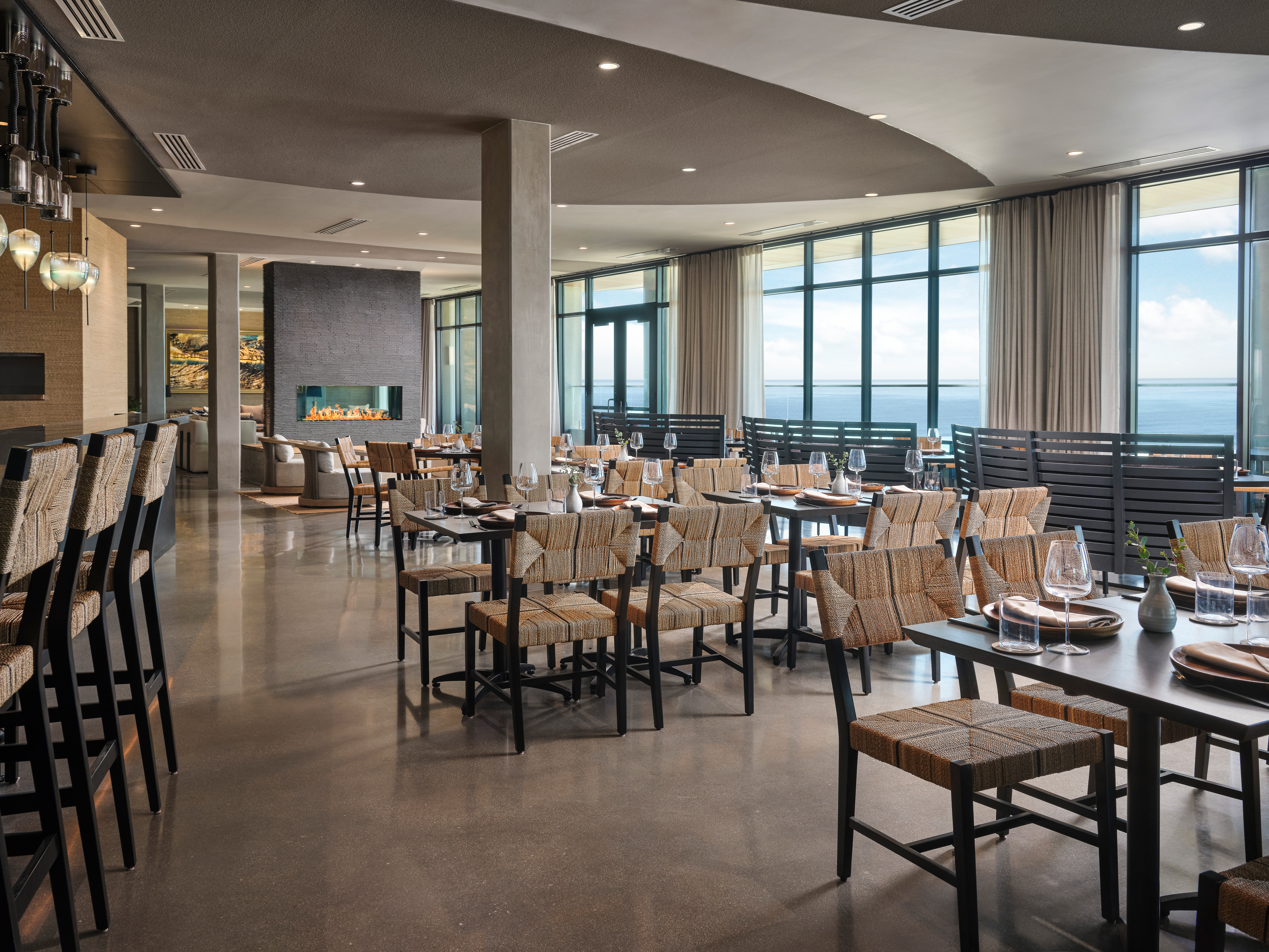 159622-alila-marea-vaga-dining-room