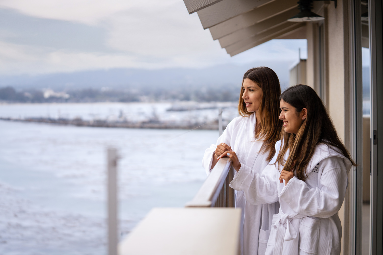 ocean-views-from-a-balcony-room-at-the-monterey-plaza-hotel-spa
