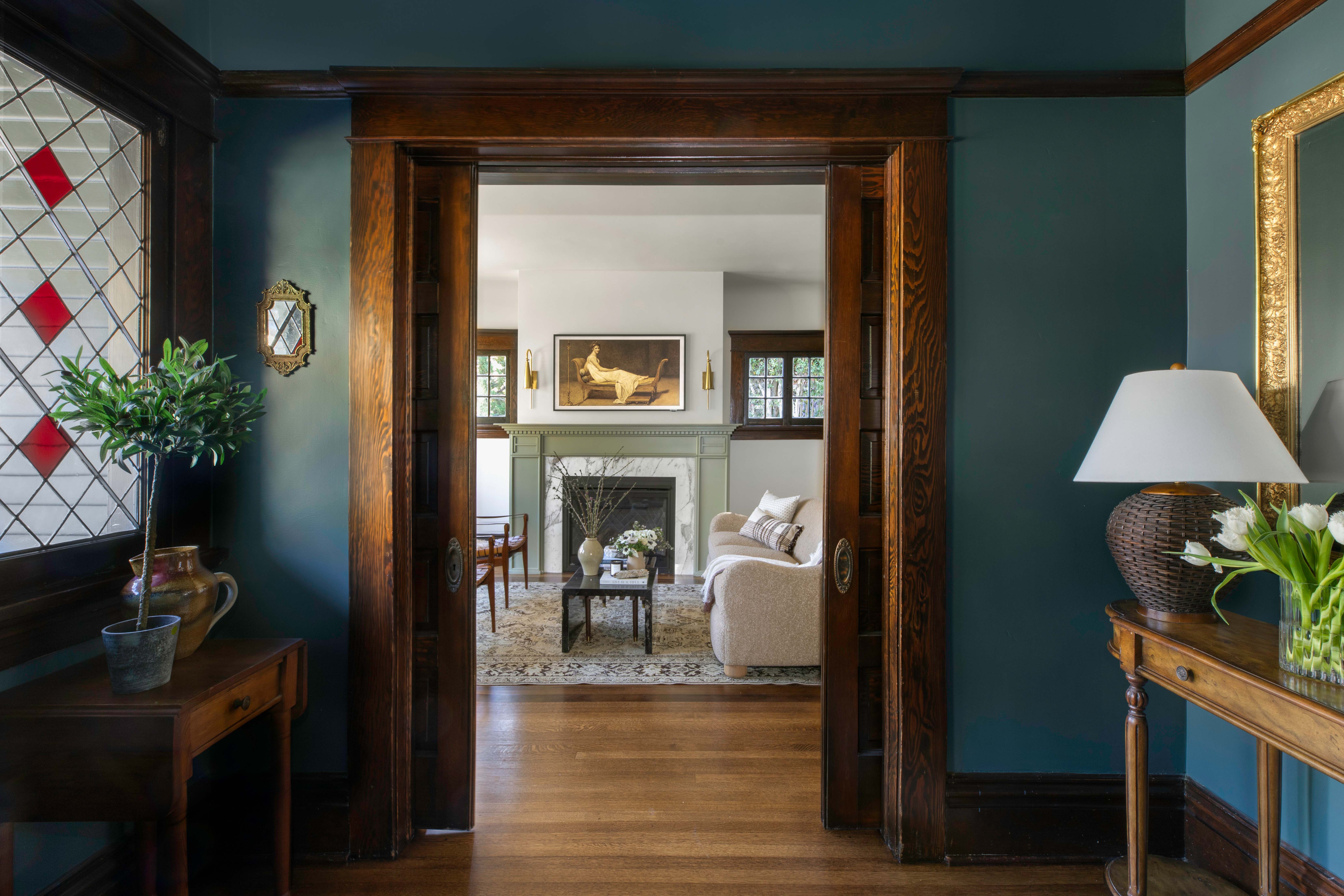 100-year-old-pocket-doors-are-one-of-the-many-vintage-elements