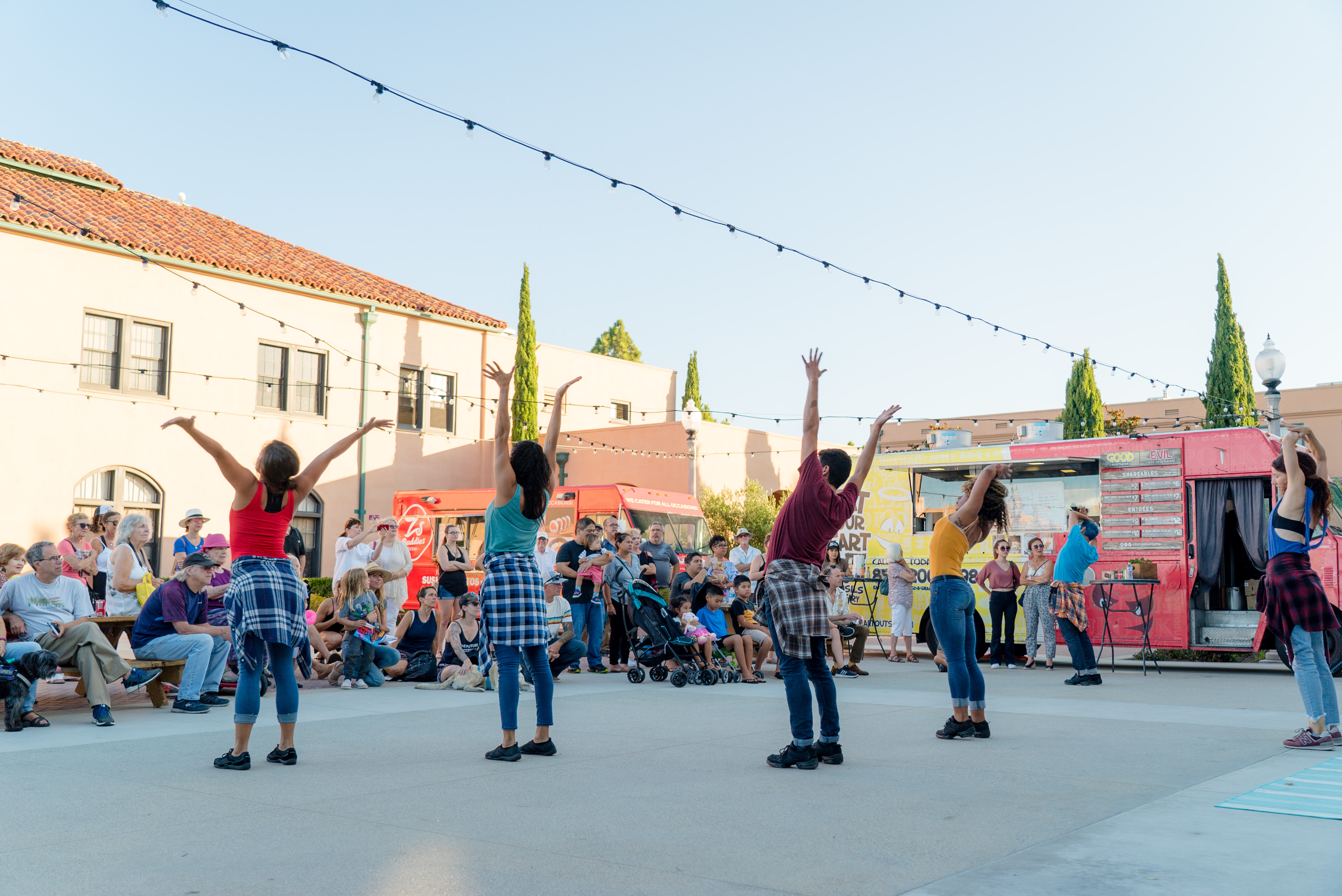 outdoor-performance-at-arts-district-liberty-station
