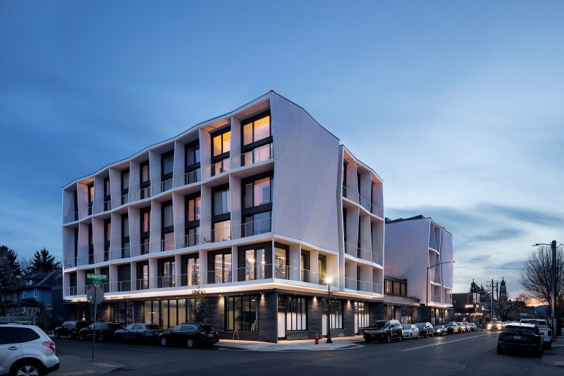 CASCADA Thermal Springs + Hotel