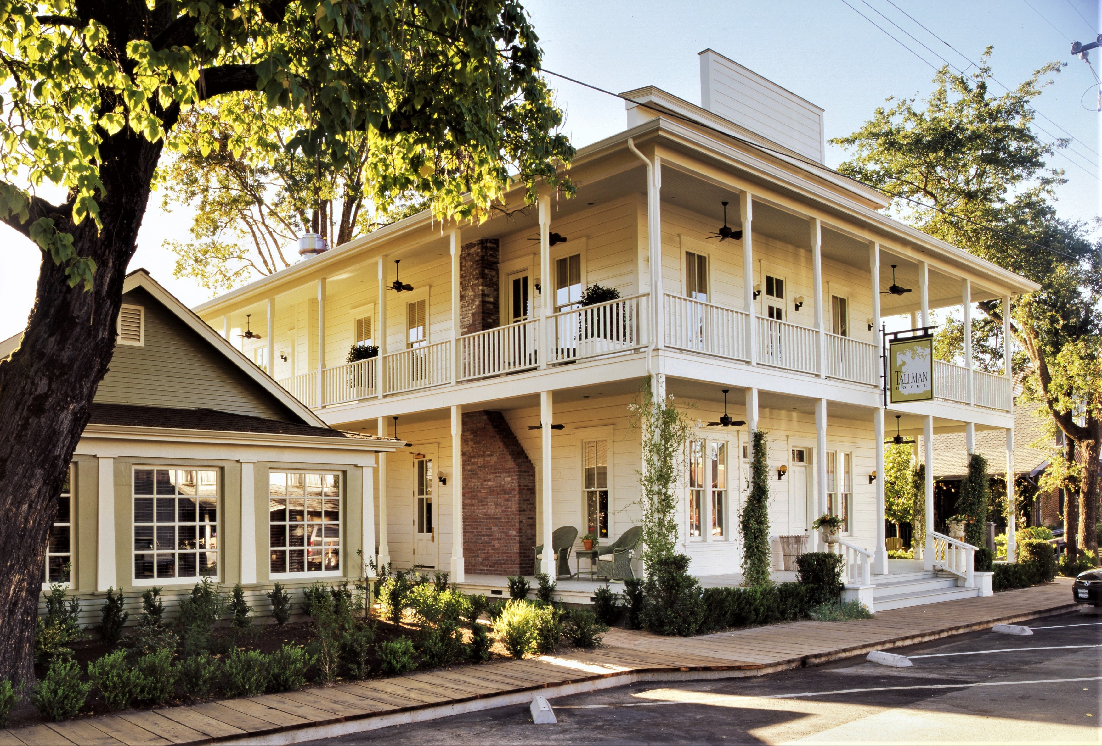 2-hotel-north-side