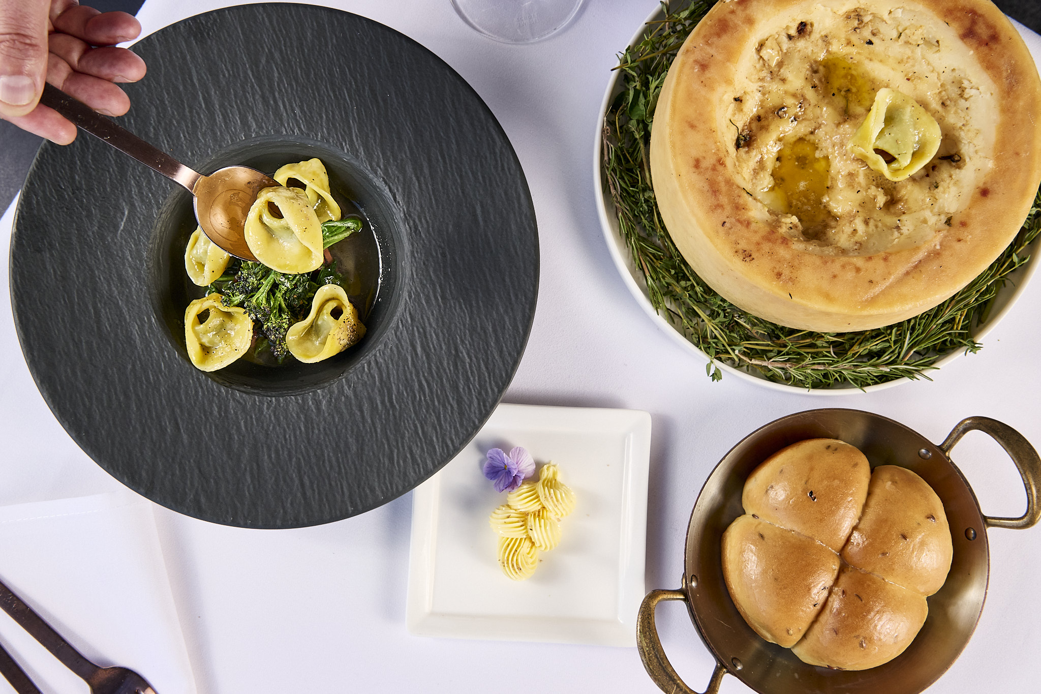 2022-06-29-monterey-plaza-hotel_june_joseph-weaver_3854