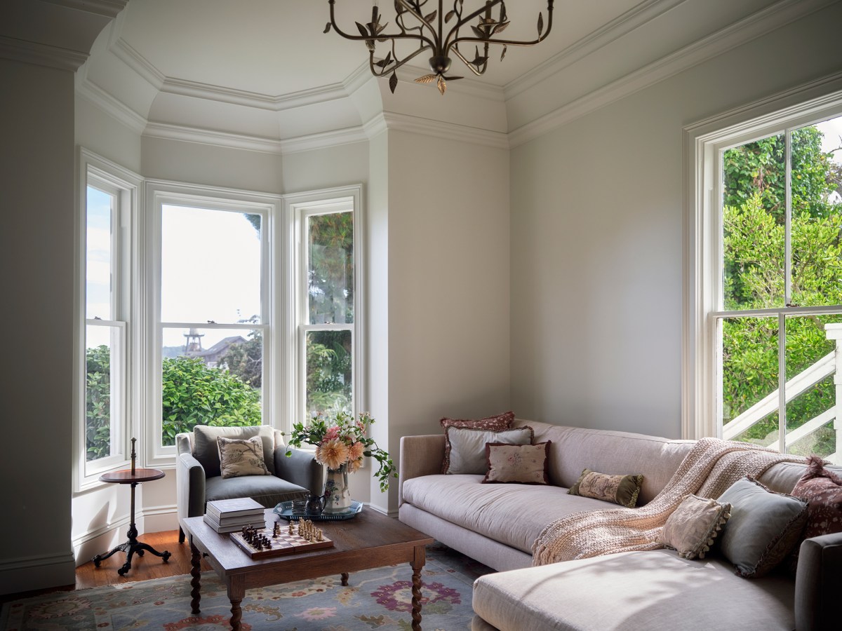 A Mendocino House Was a Local Landmark, but Its Interiors Were Lackluster—Here’s How It Was Restored