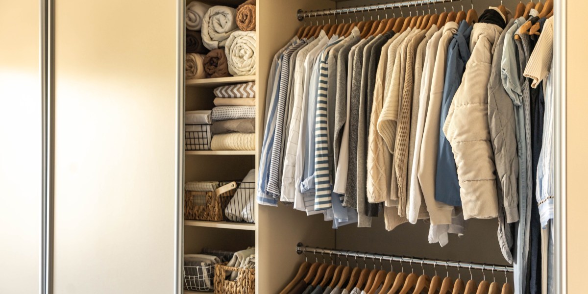 Wardrobe closet