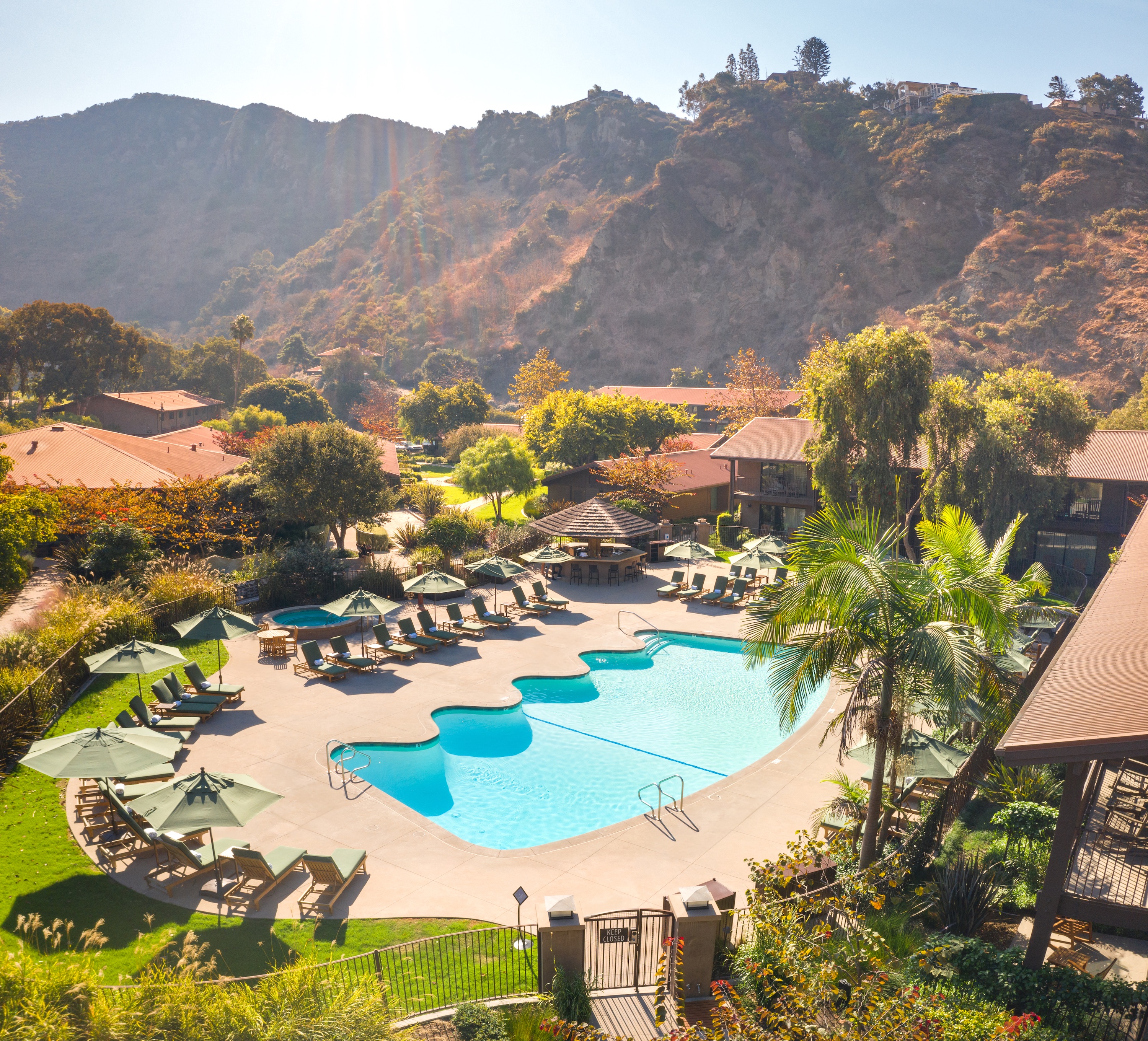 the-ranch-at-laguna-beach-pool-and-bar