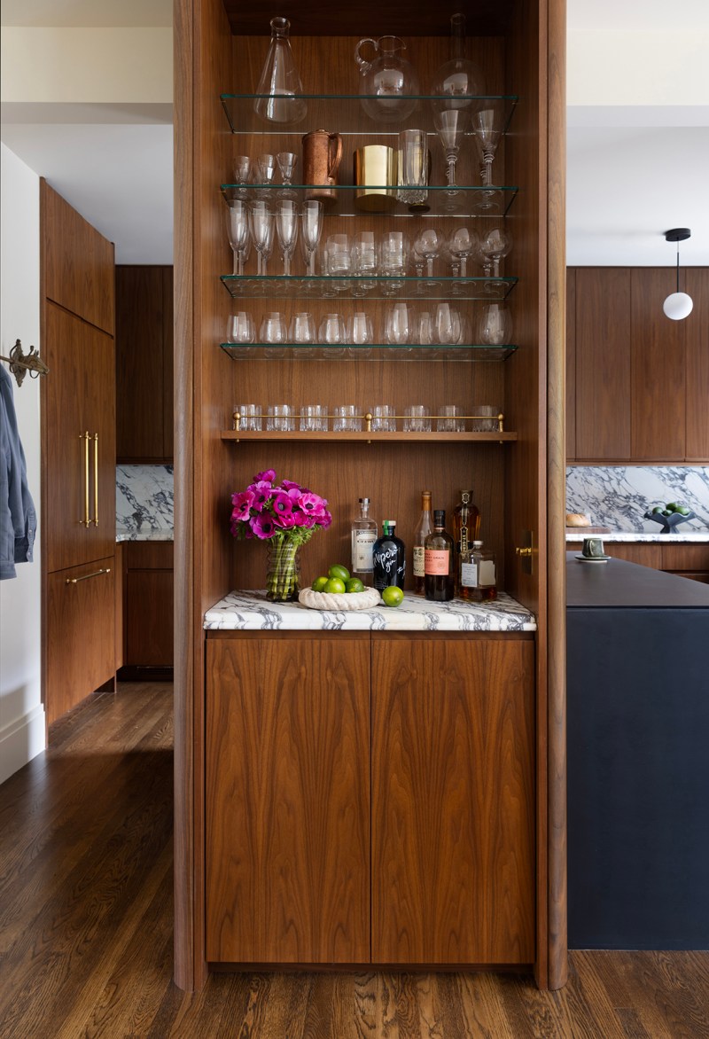 Sunset Edwardian Family Kitchen