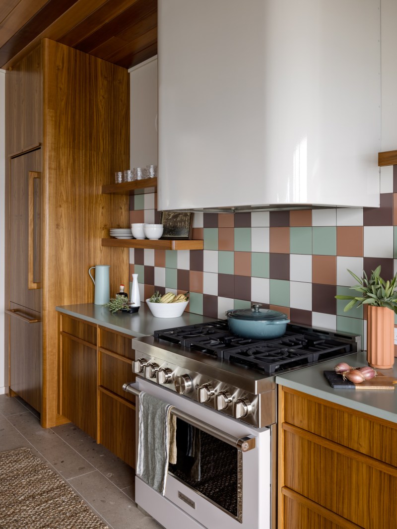 Midcentury Beach Cabin Kitchen
