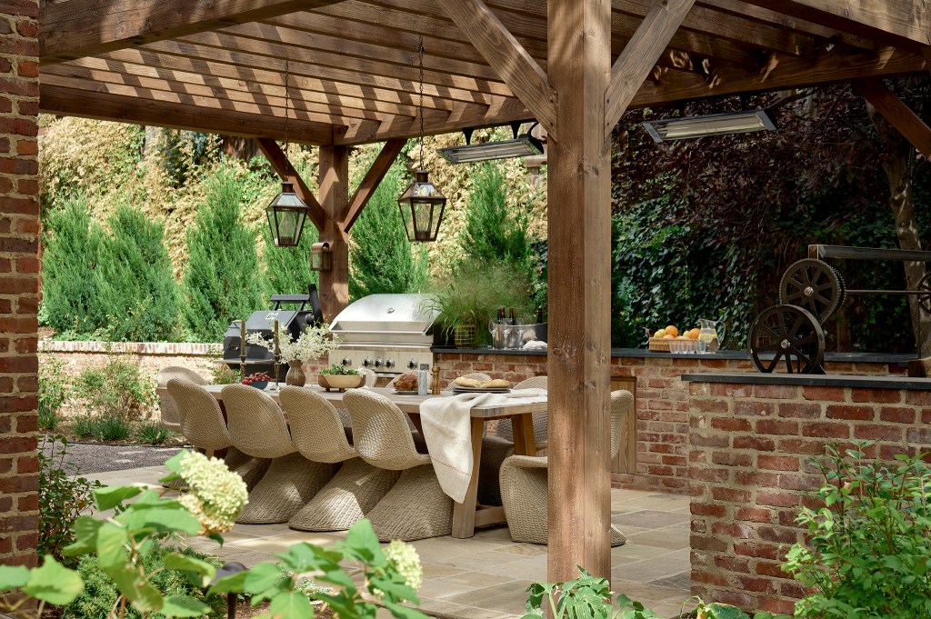 Denver Tudor Remodel Patio Dining