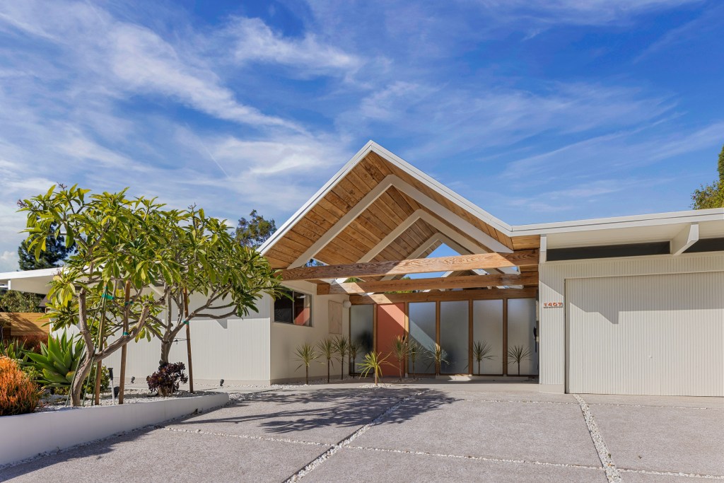 The front of a double A-frame Eichler home in Thousand Oaks