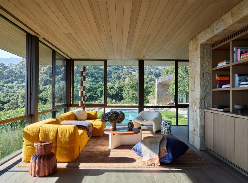 Toro Canyon Residence