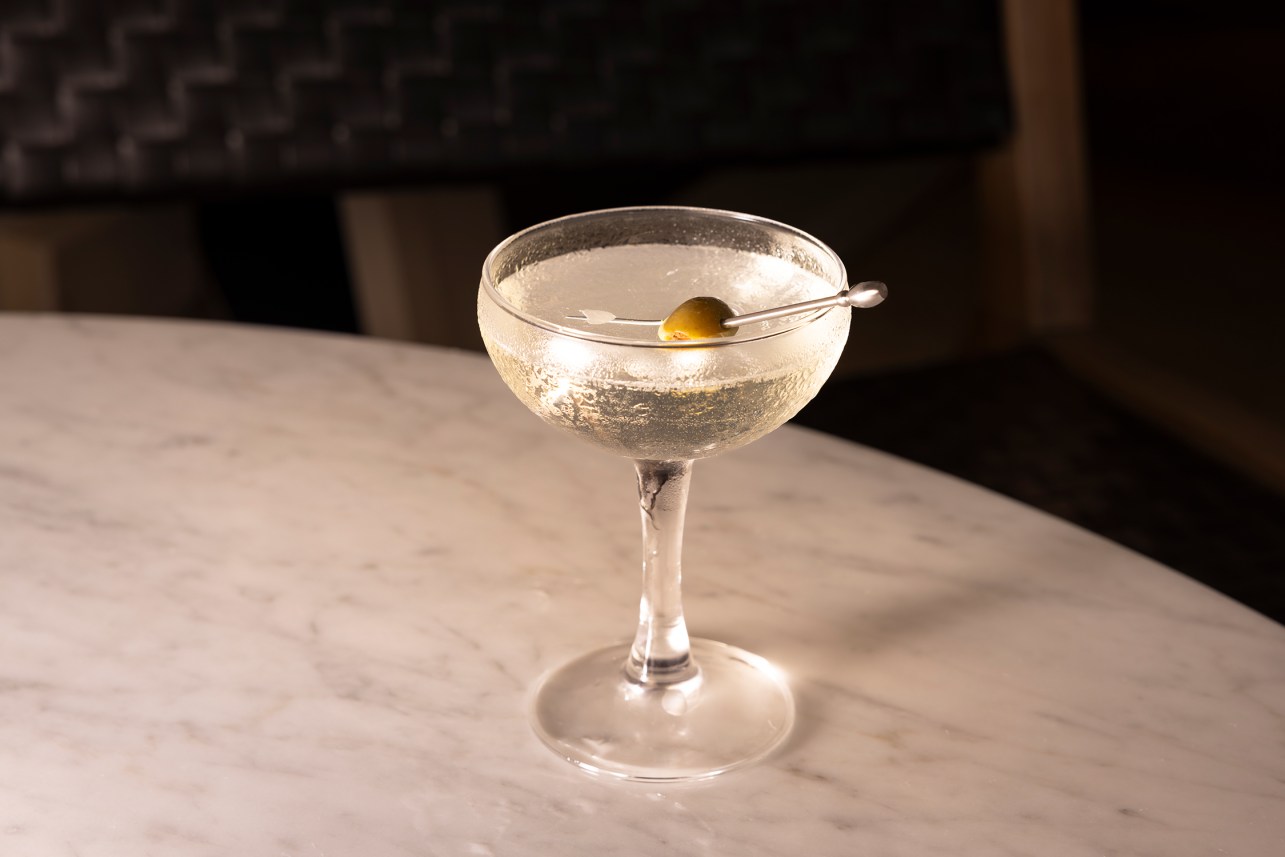 How to Make the Perfect Martini, According to Bartenders