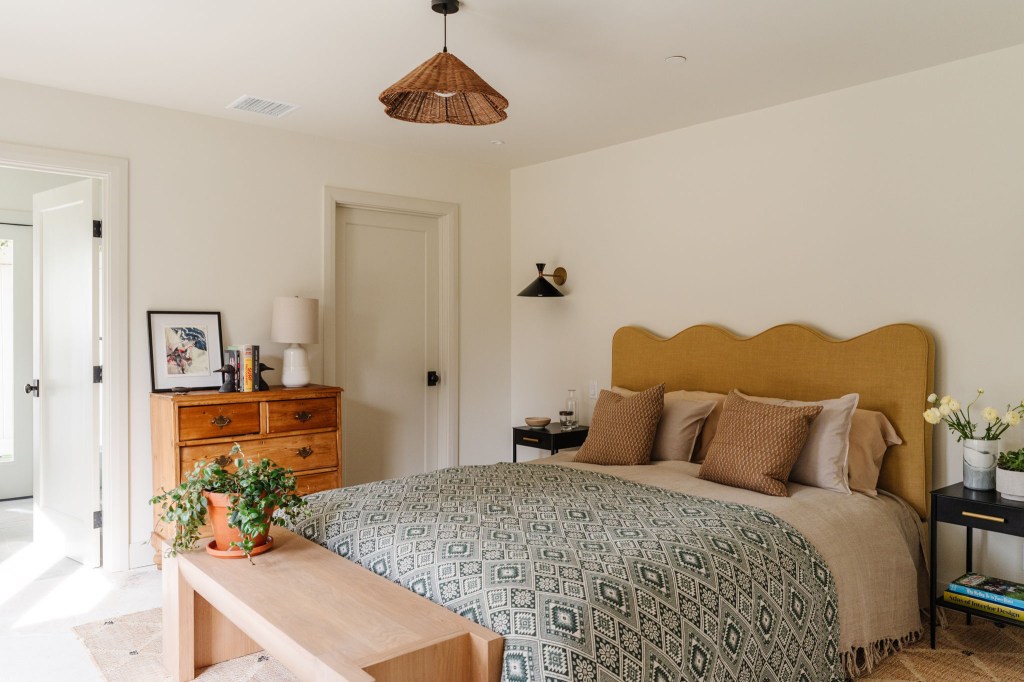 ADU Bedroom Studio City House by Merchant & Mercantile