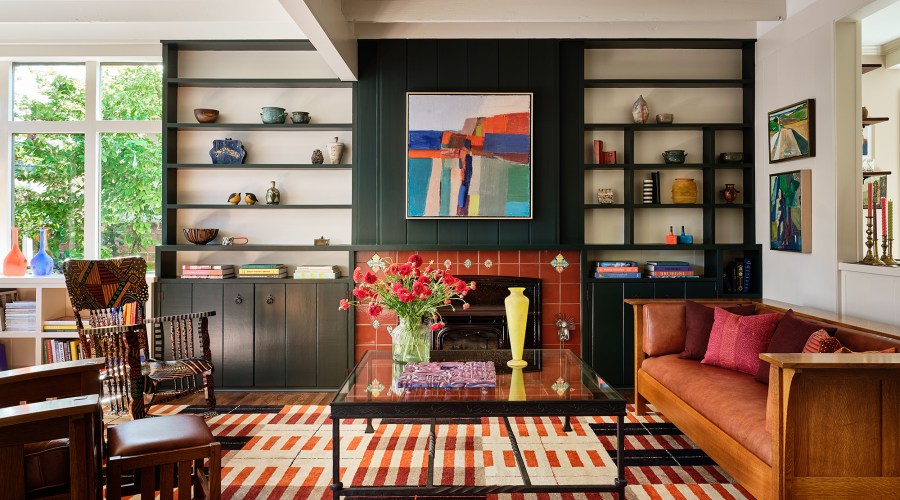 In This Palo Alto Home, the Interiors Are the Backdrop for an Eclectic Art Collection