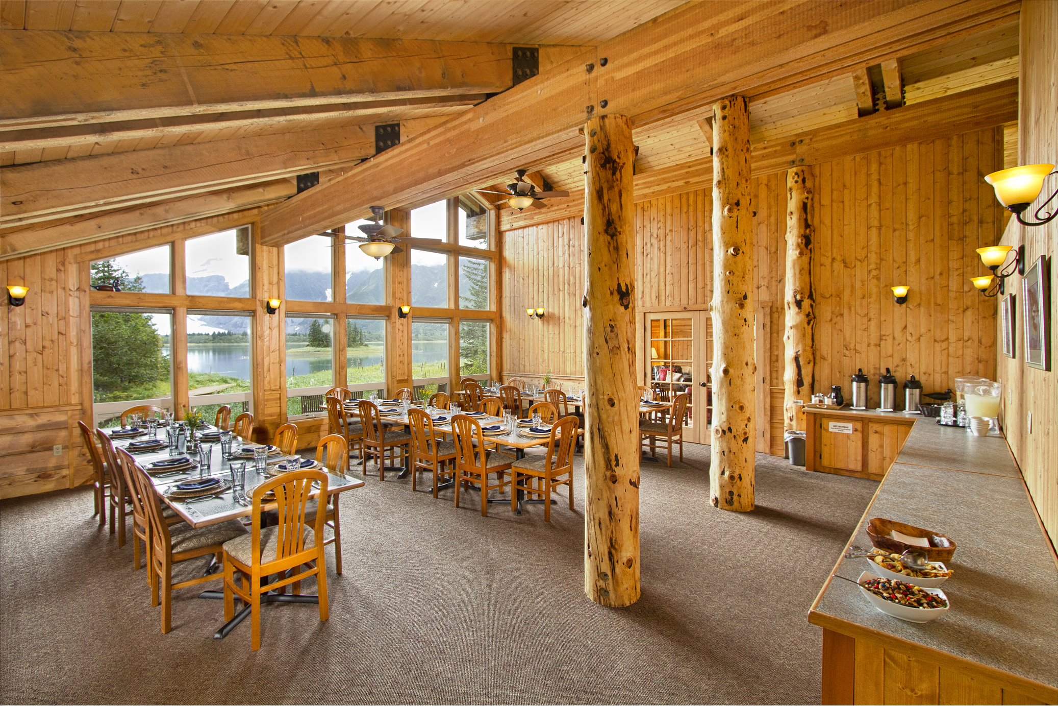26-kfgl-dining-room
