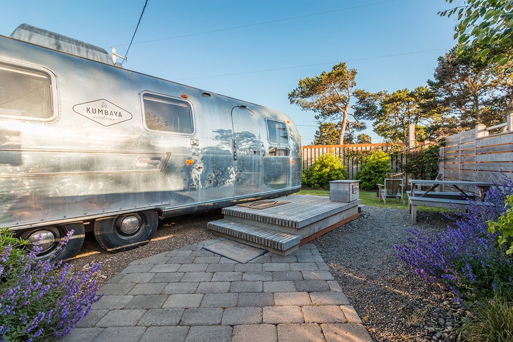 airstreams-private-yard