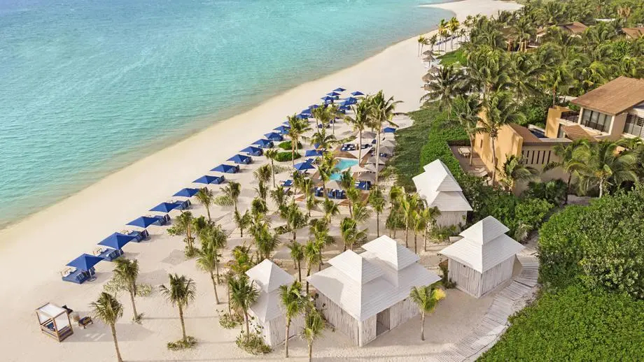 banyan-tree-mayakoba-aerial-beach-view