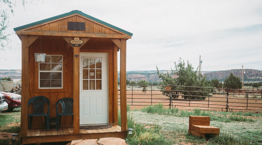 cowboy-bunkhouse-camp