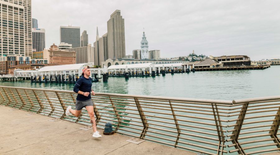 Runner on the Embarcadero
