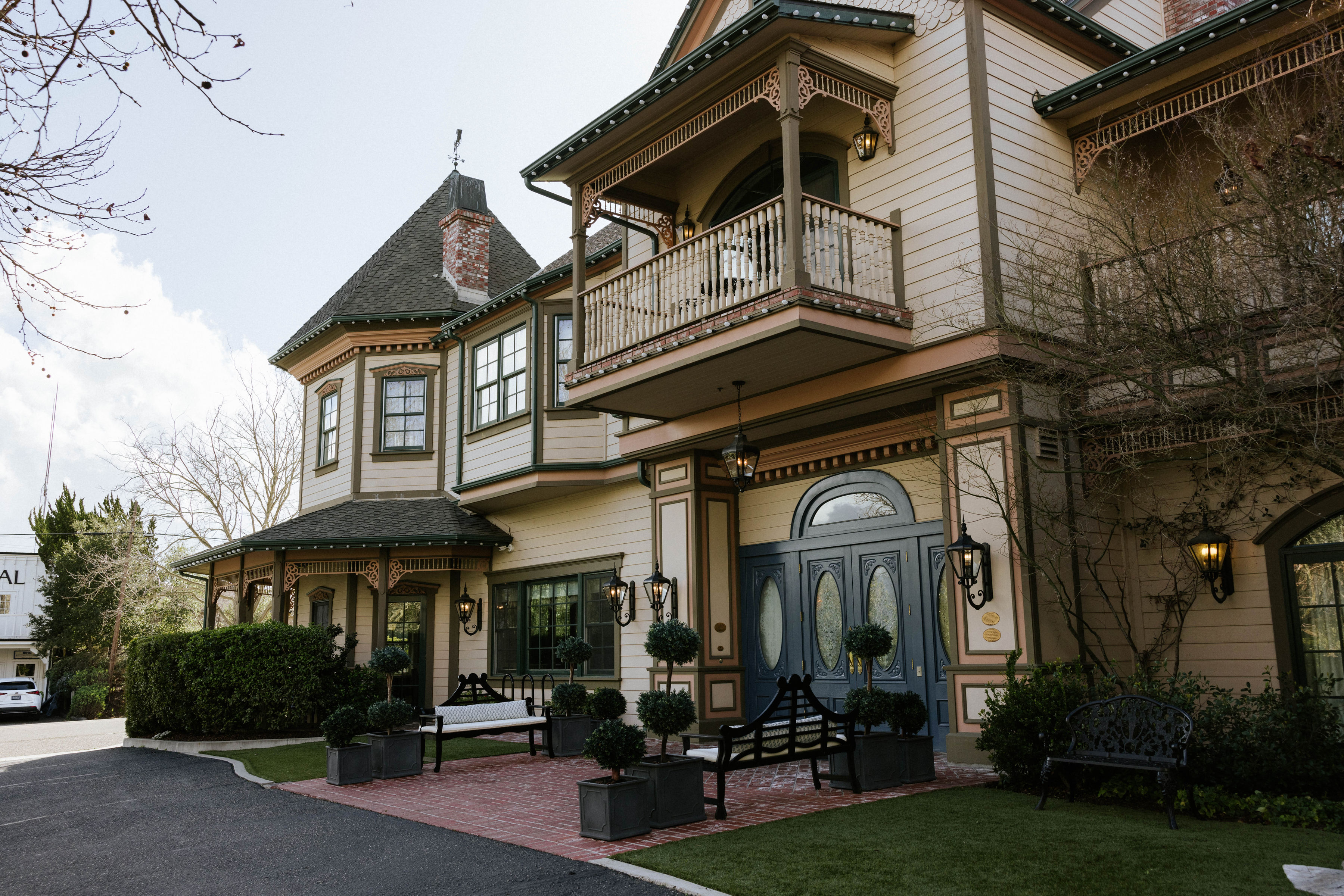 the-facade-of-the-genevieve-in-santa-ynez