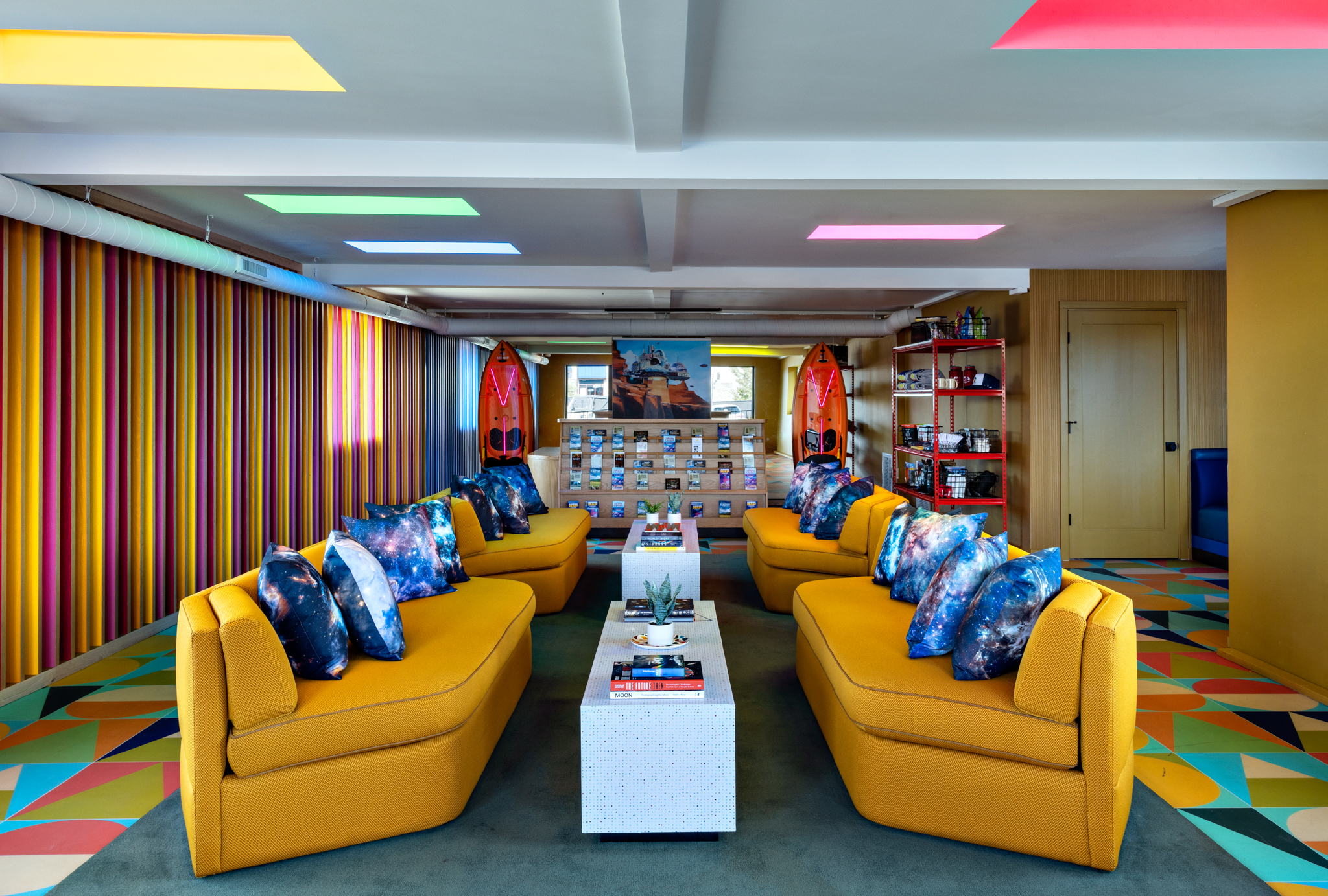 americana-motor-hotel-lobby-on-route-66-in-flagstaff