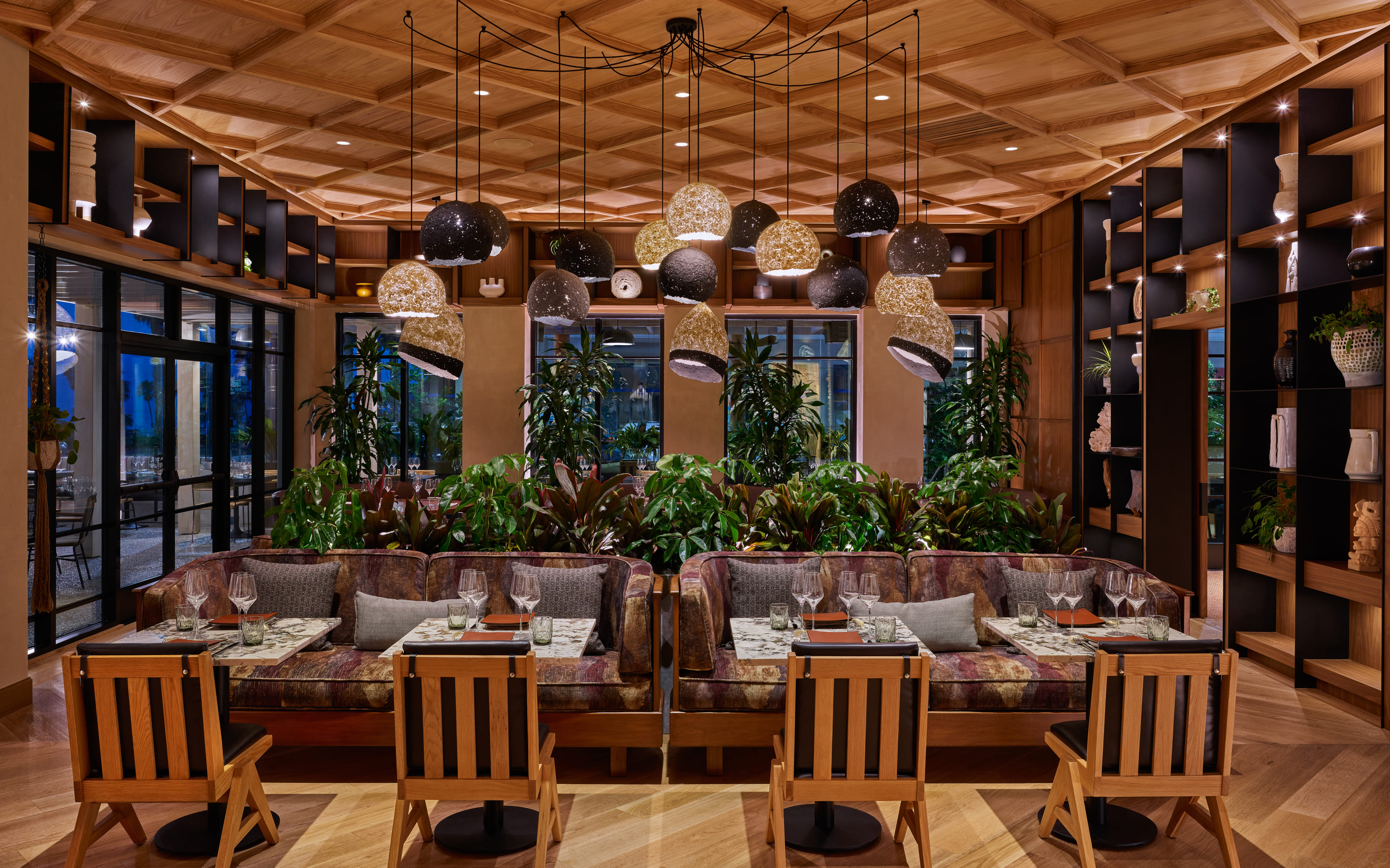 valles-dining-room