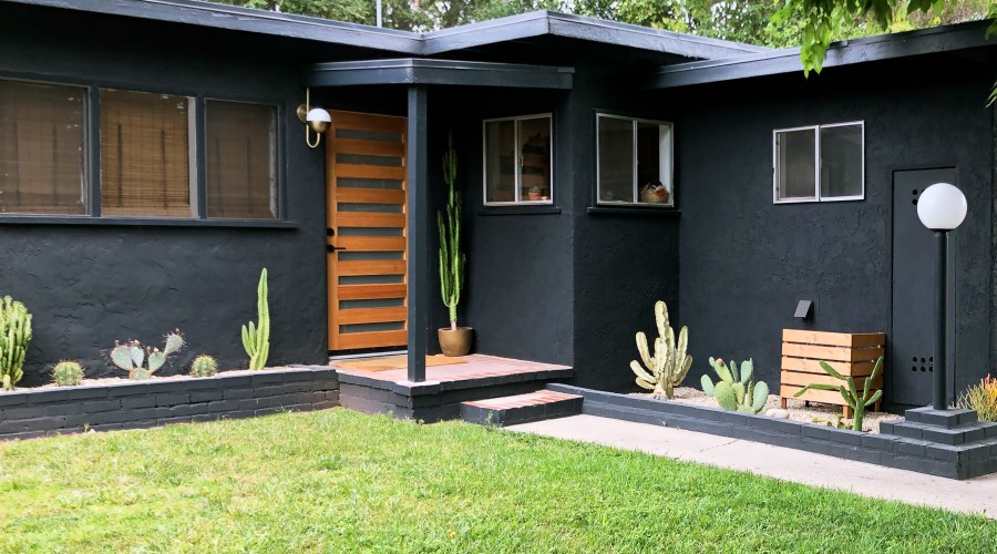 exterior-plants