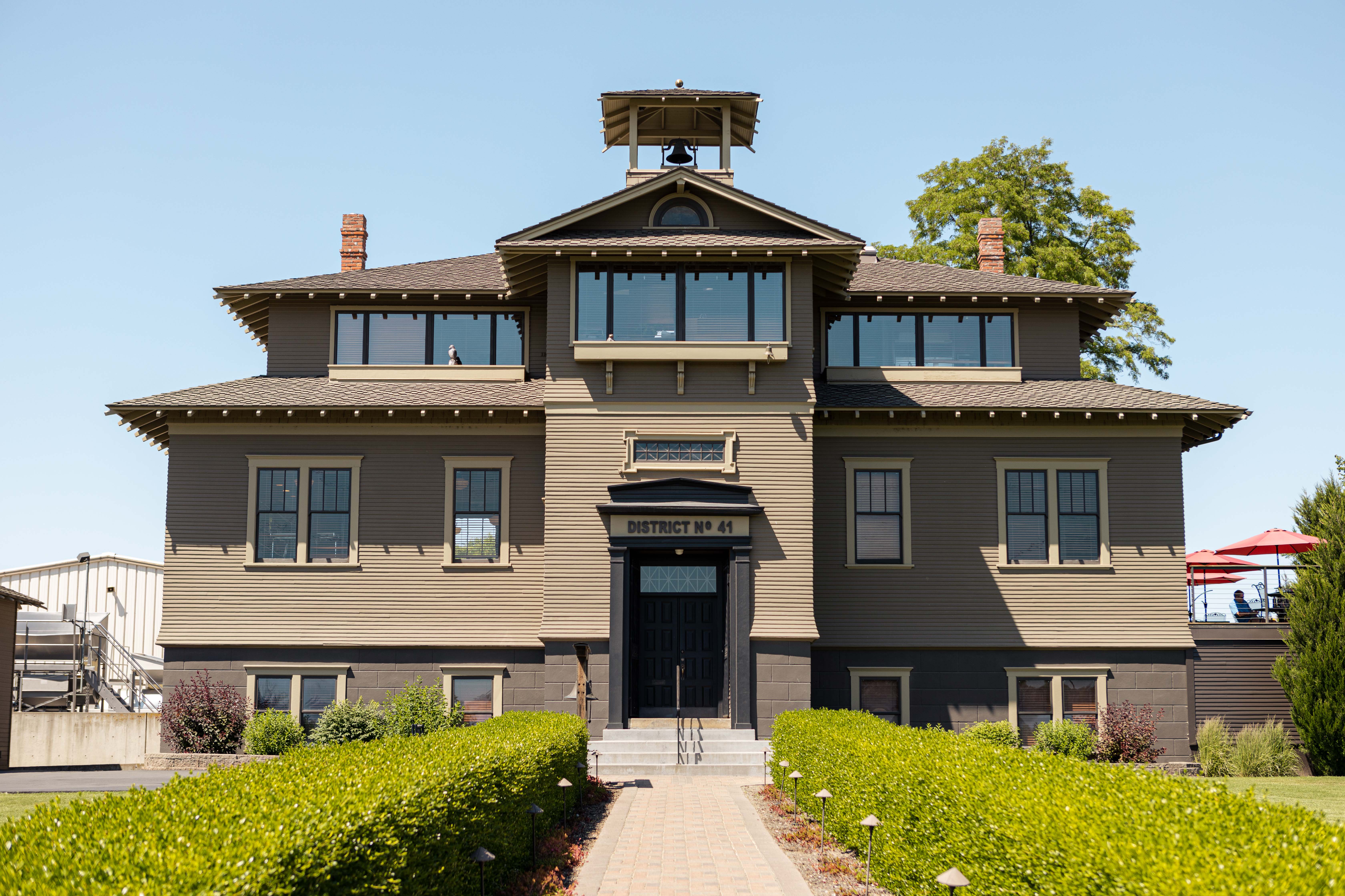 lecole-%e2%84%96-41s-historic-1915-schoolhouse