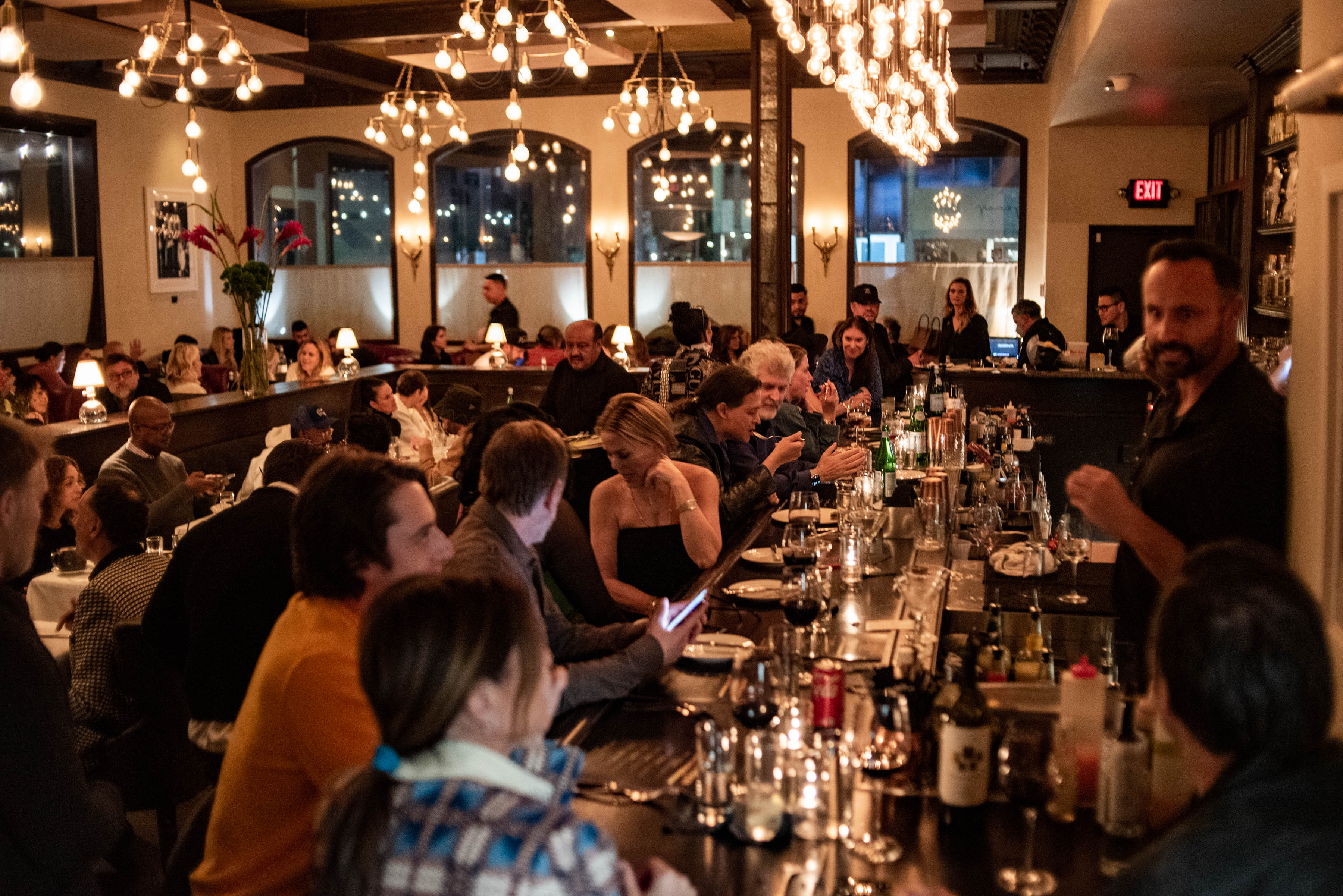 crossroads-kitchen-dining-room