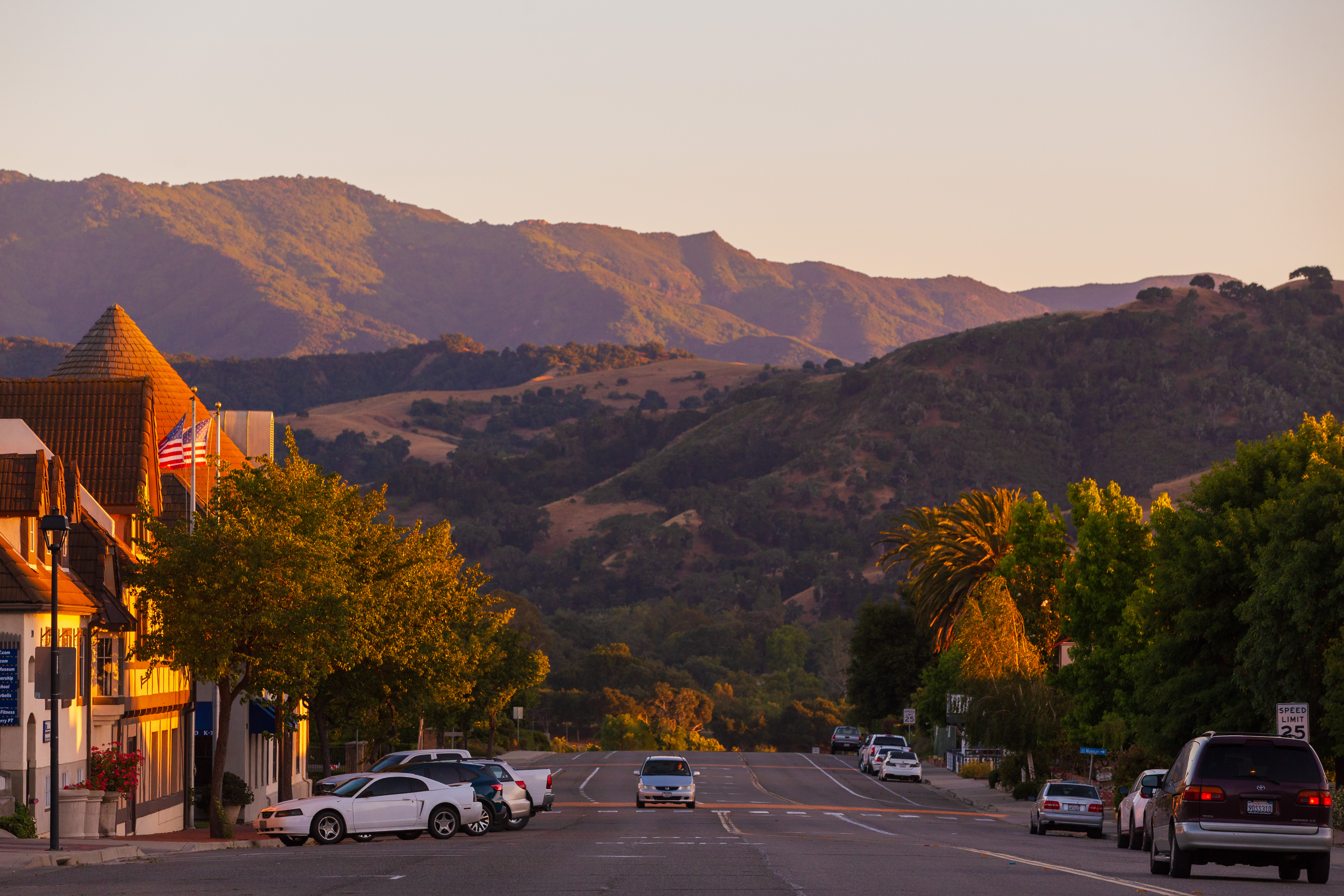sunset-in-solvang-california