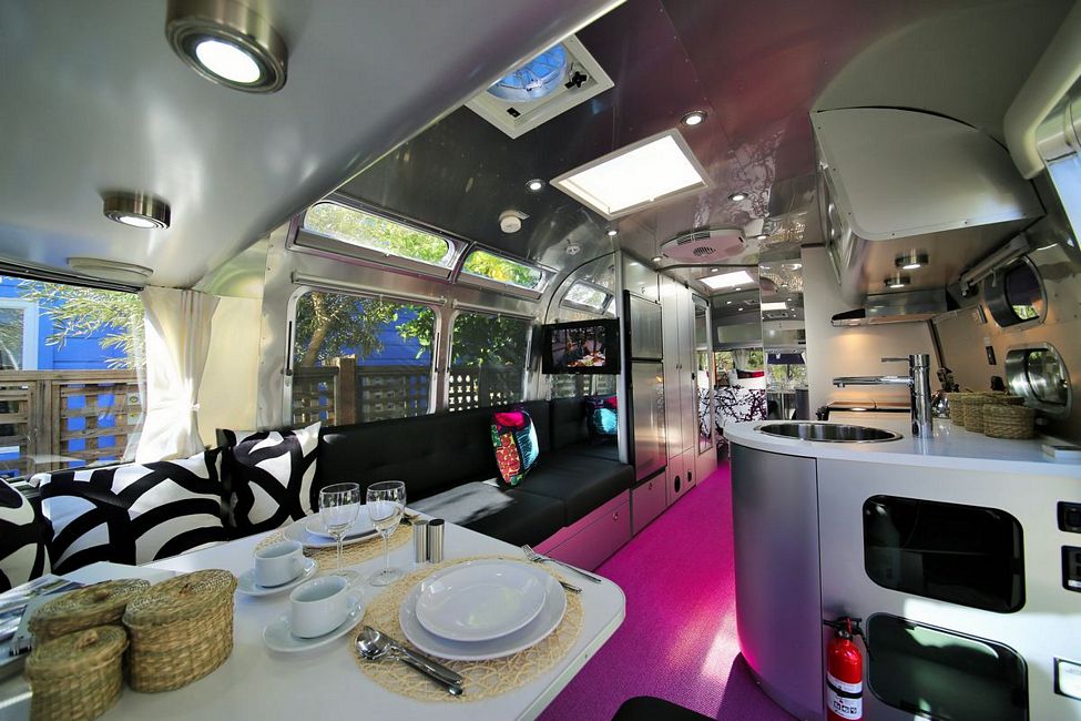 airstream-honeymoon-suite-interior