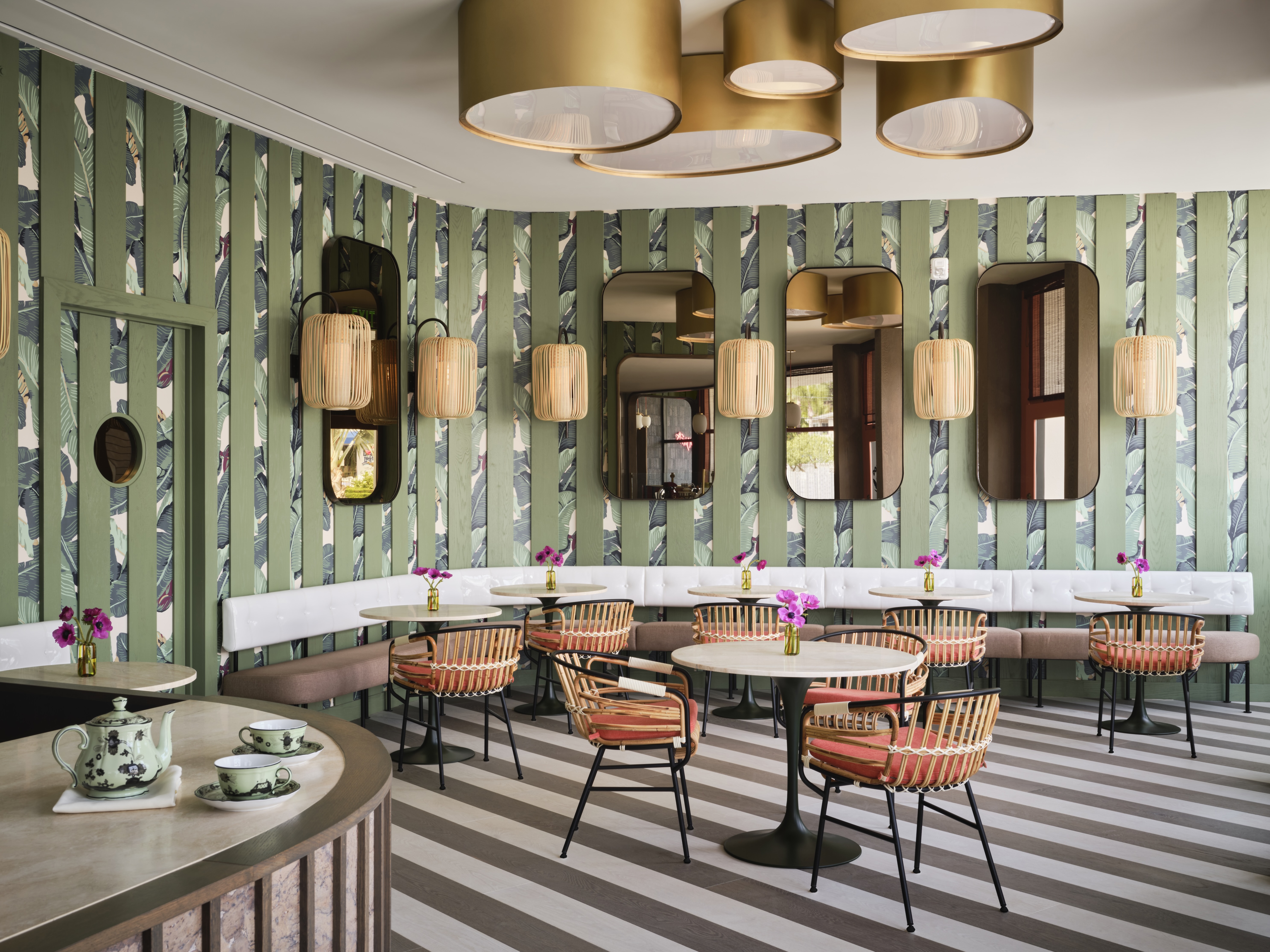 cafe-interior