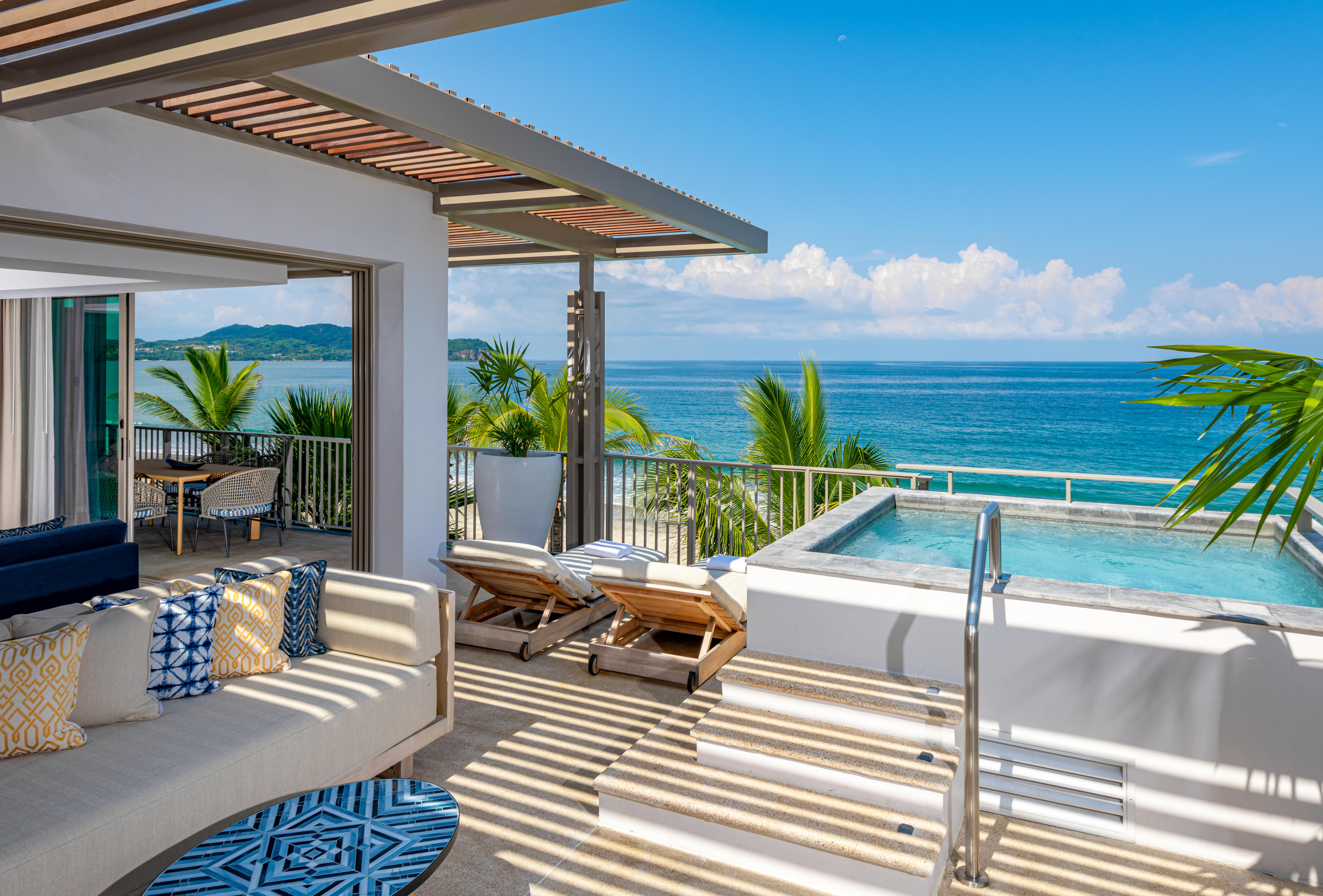 patio-at-conrad-punta-de-mita