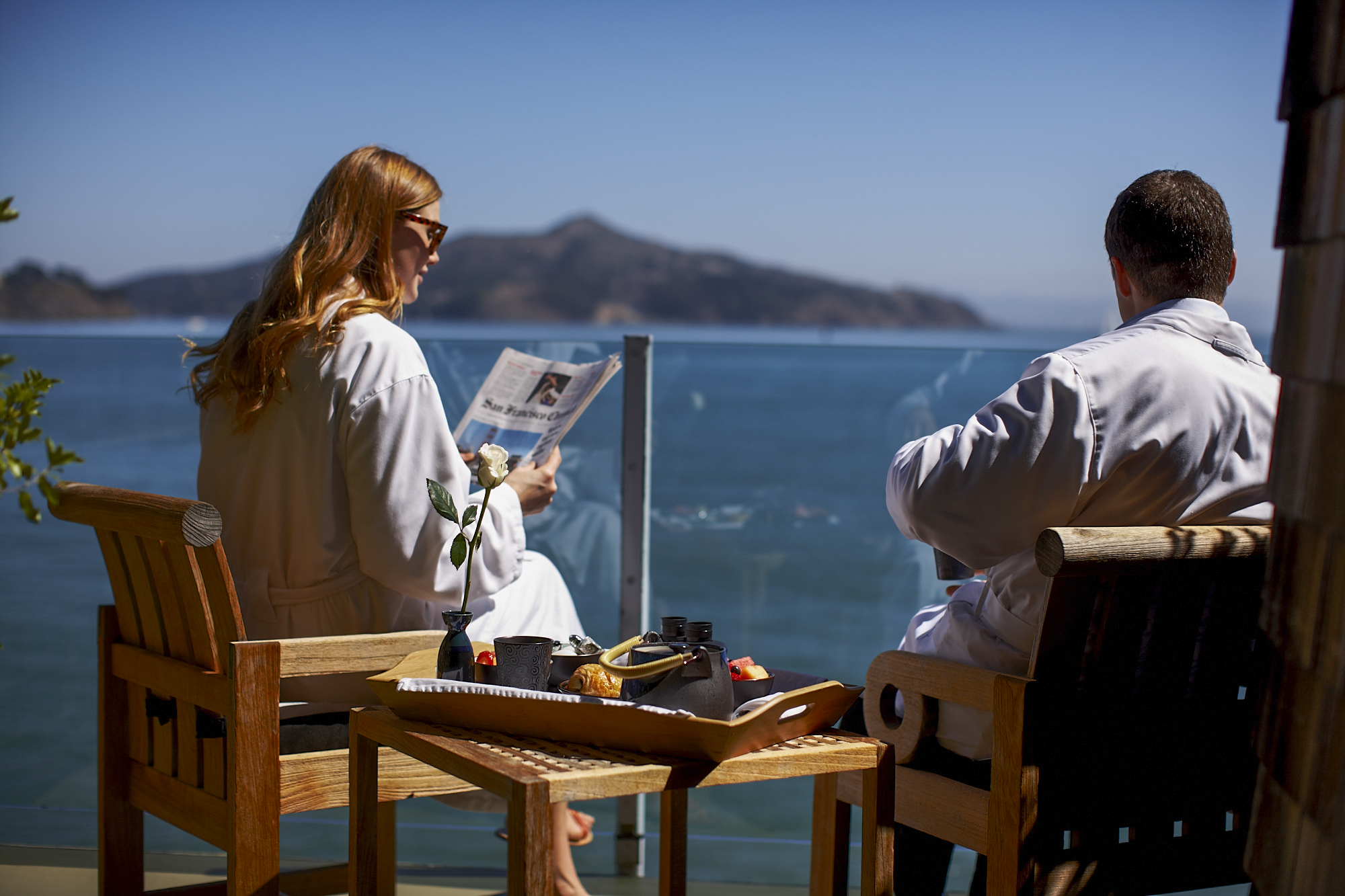 queen-deluxe-breakfast-on-deck