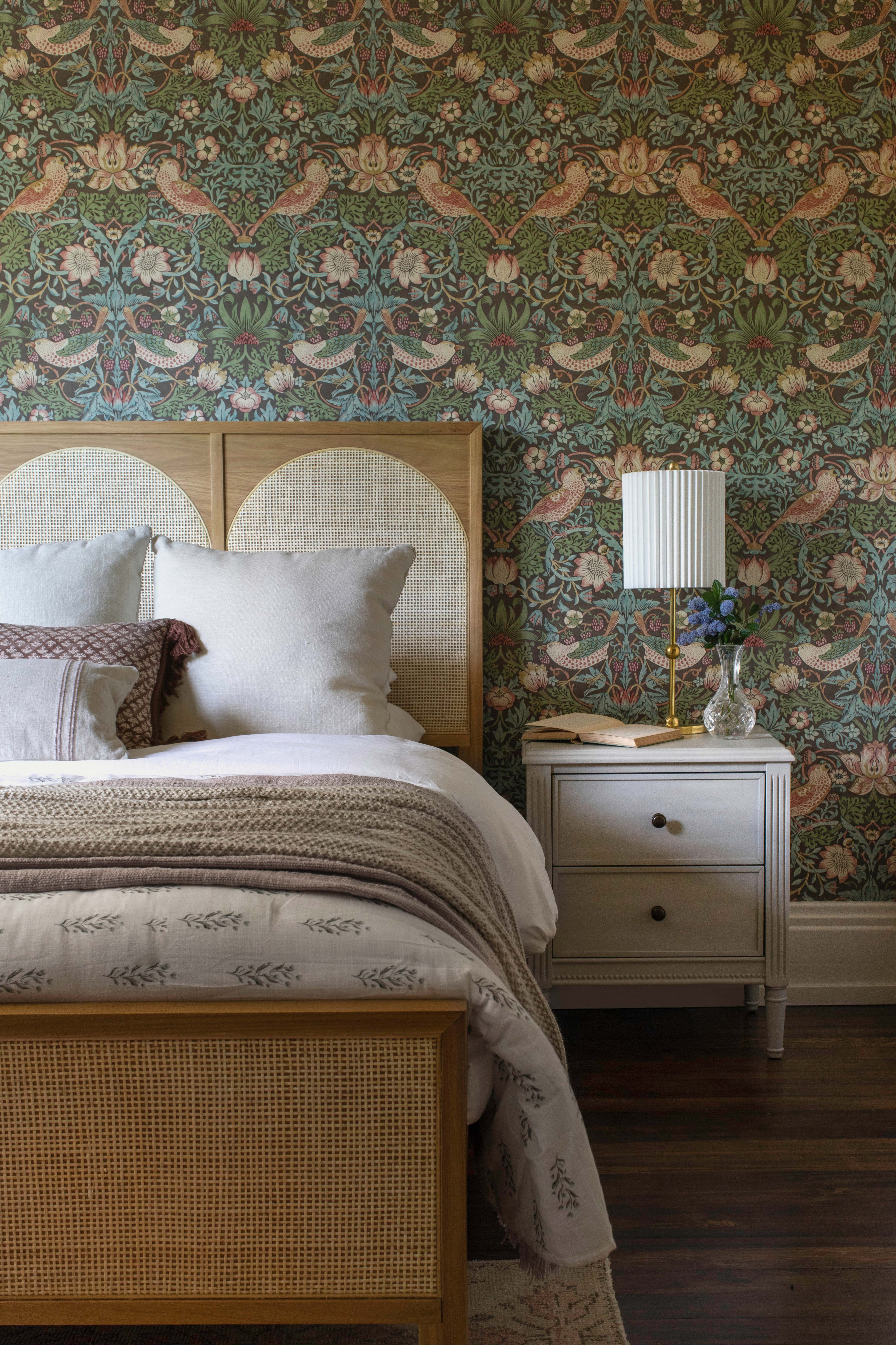 the-rose-room-with-wallpaper-from-morris-co