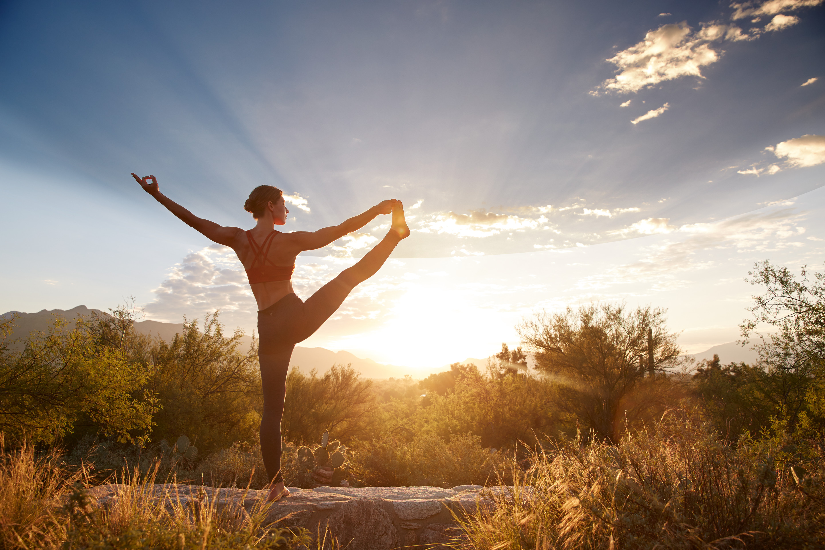 sunrise-yoga-in-the-worlds-most-biodiverse-desert