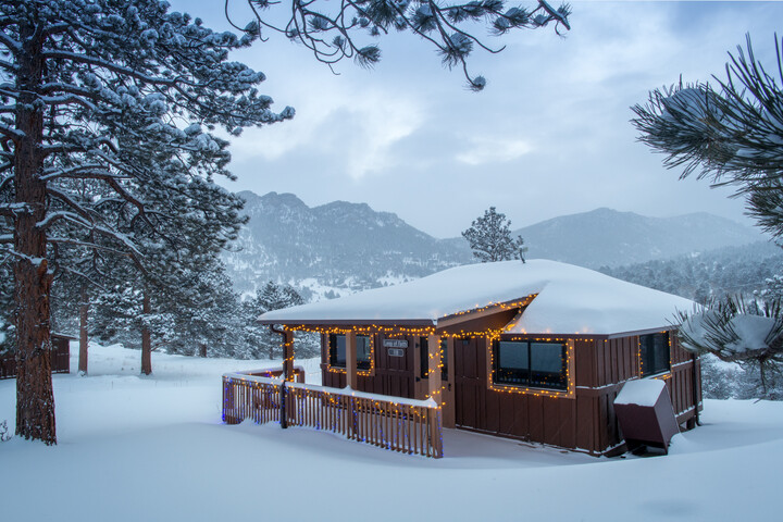 winter-cabin-view-at-ymca-of-the-rockies-estes-park-center
