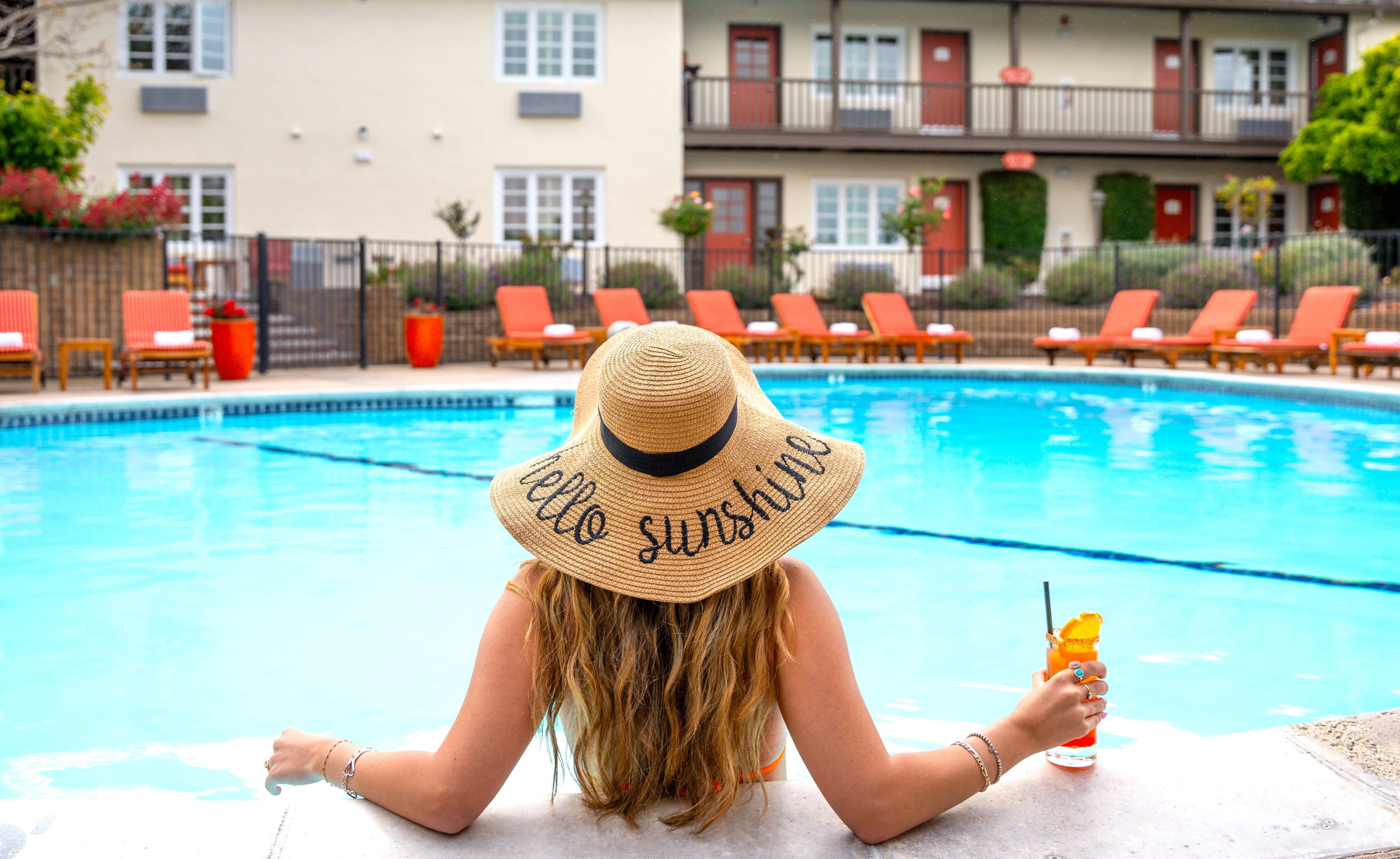casa-munras-pool