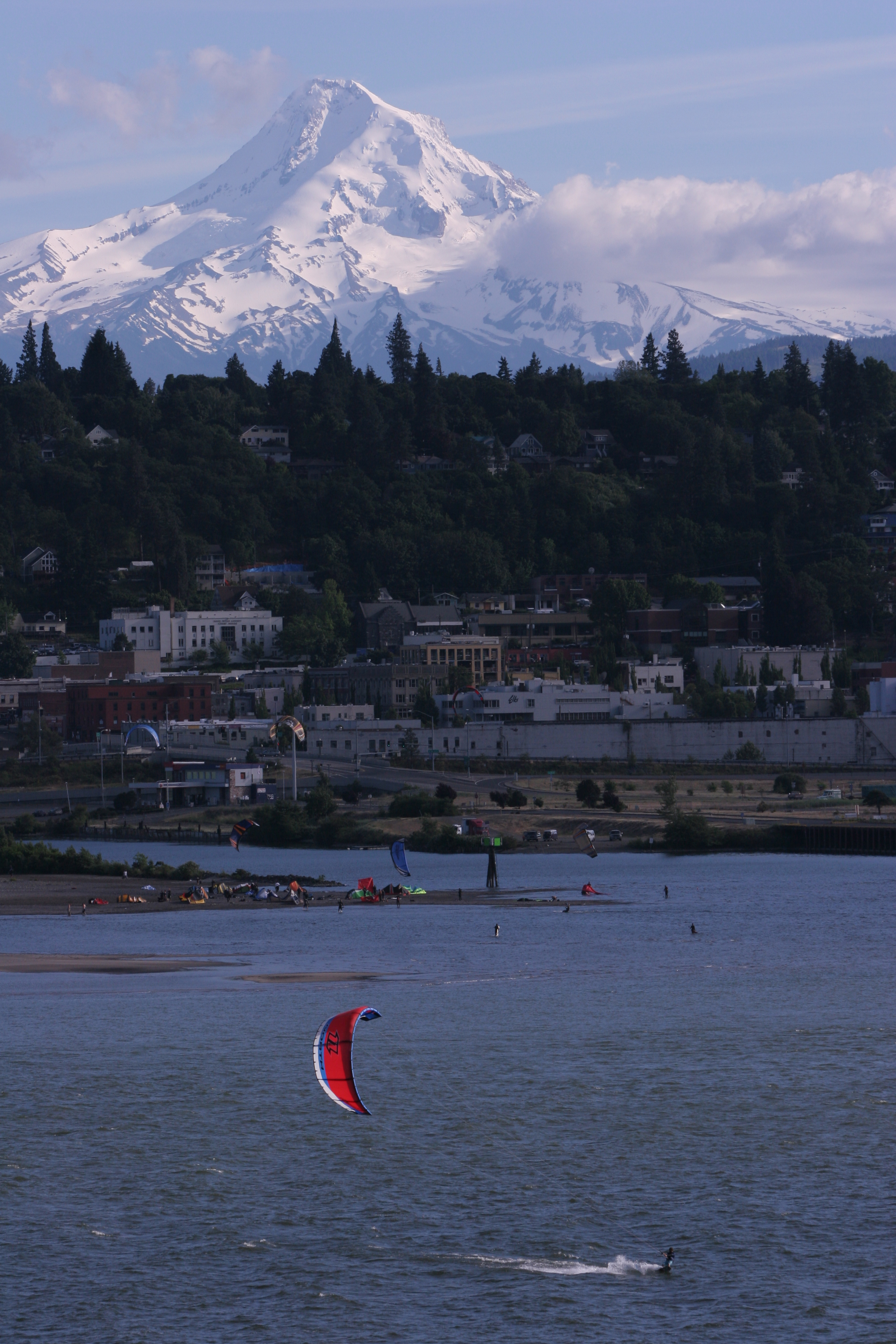 8june05_verticalhoodsand002