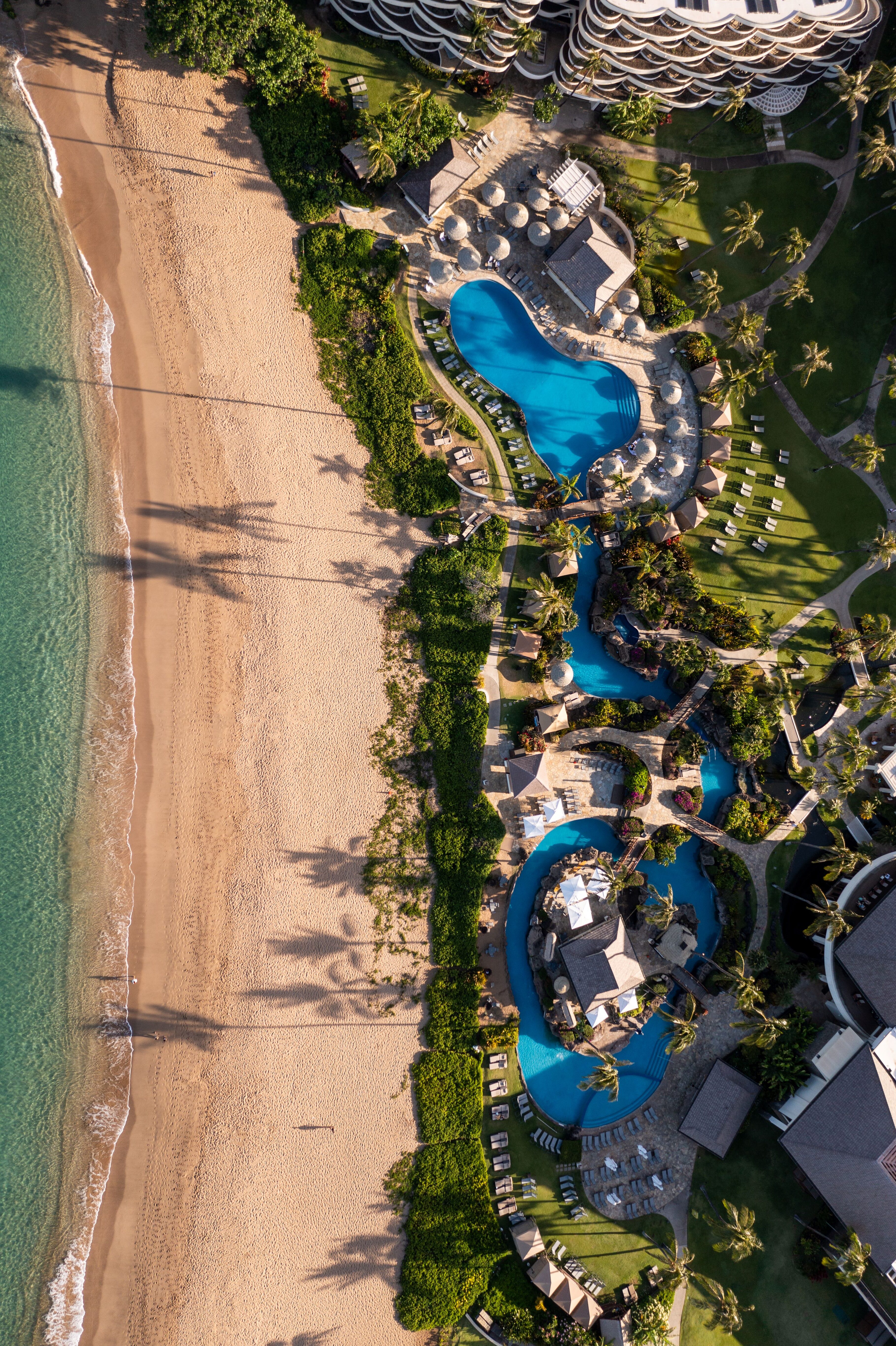 sheraton-maui-aerial-of-pool-and-kaanapali-beach