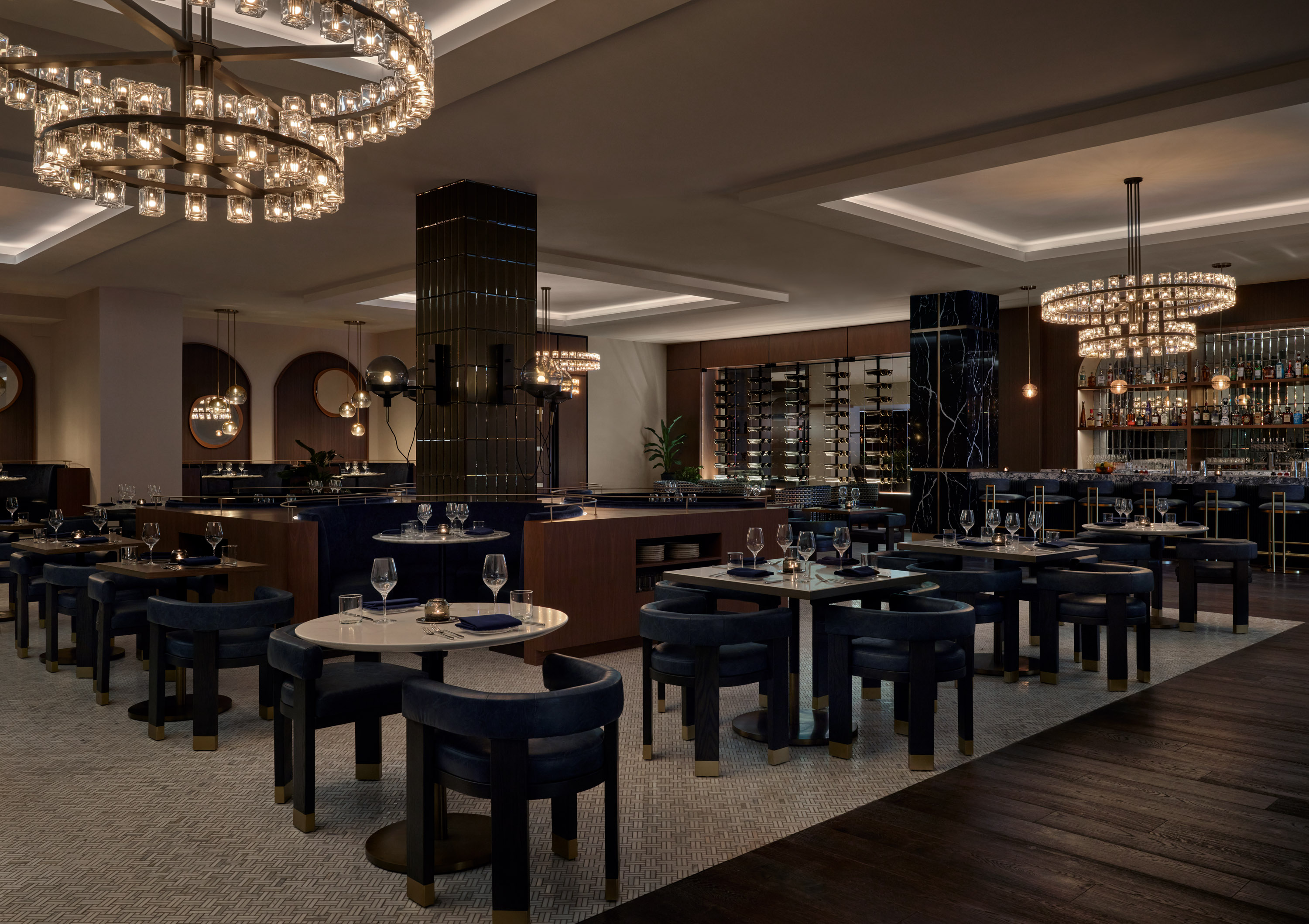 cavalier-at-intercontinental-san-antonio-riverwalk