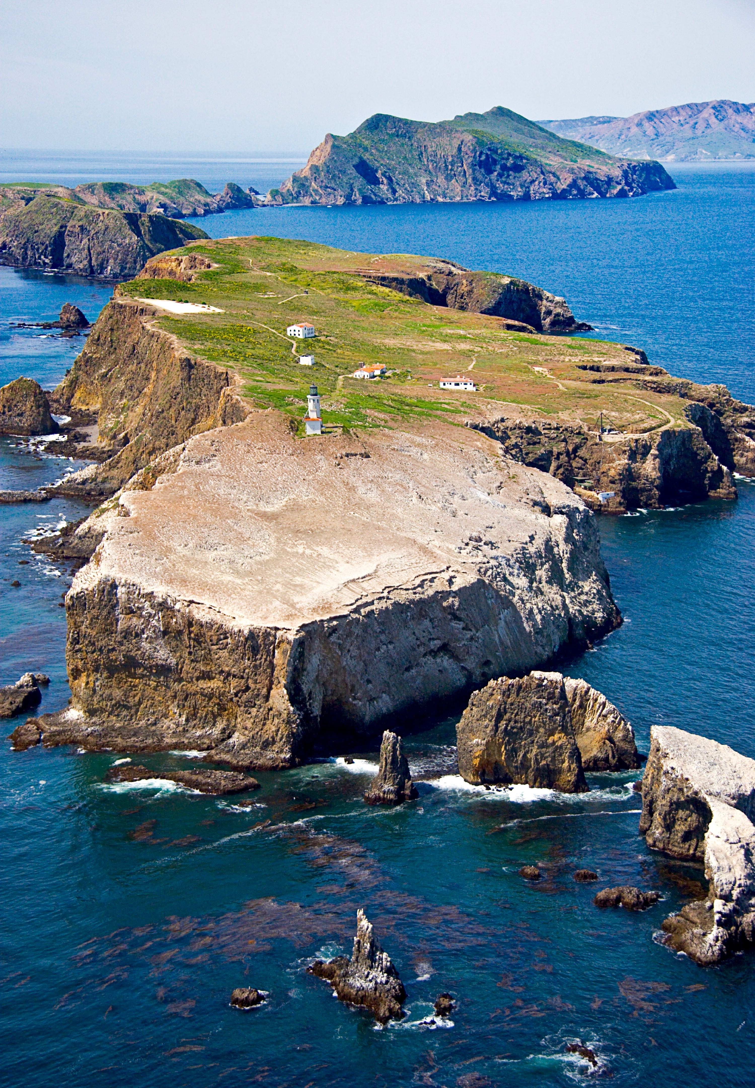 aerial-east-anacapa-hi-res_dan-harding