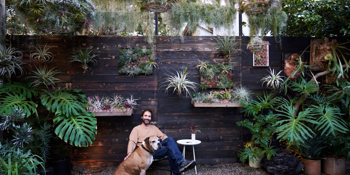 Airplantman Josh Rosen with his dog