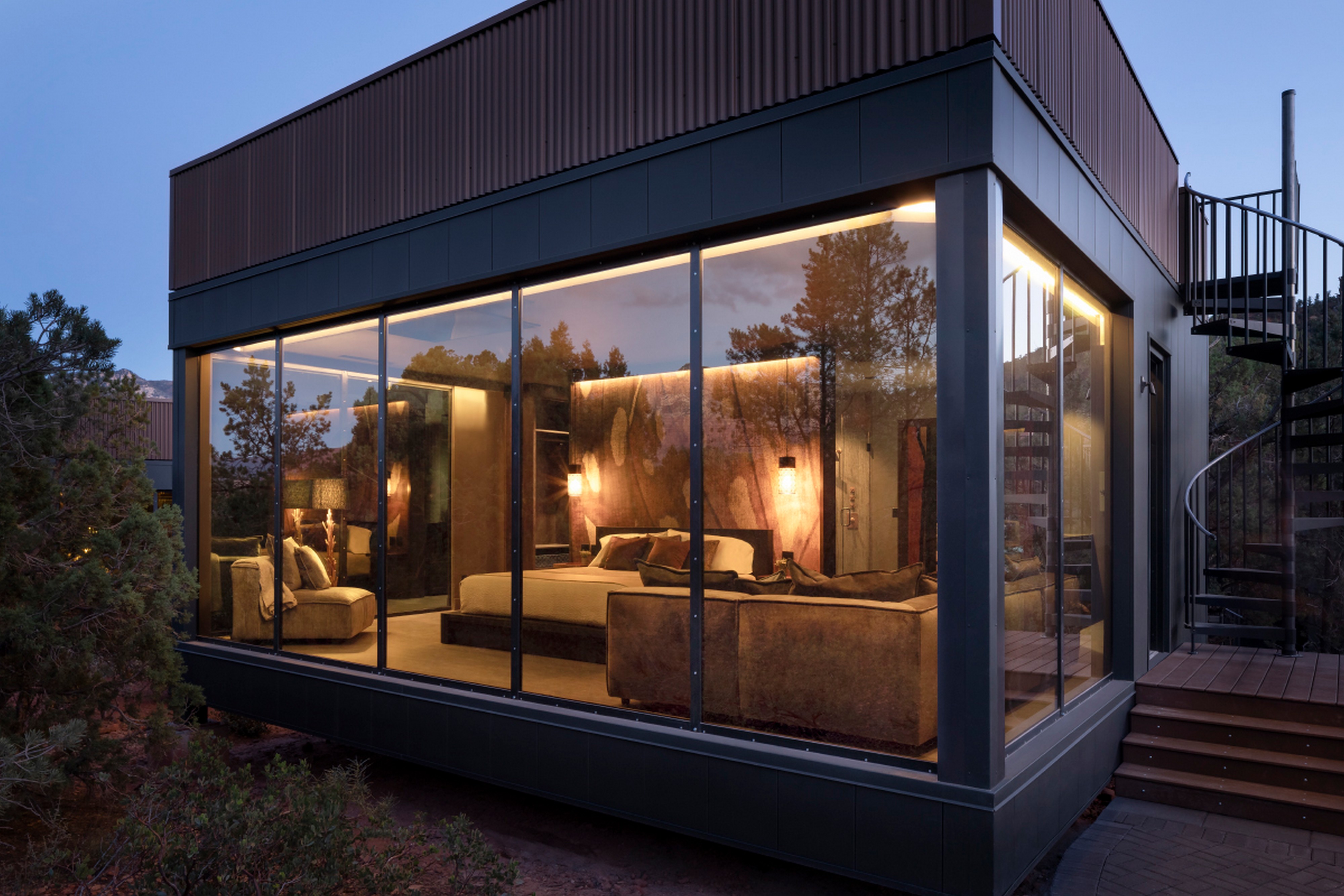 ambiente_dawn-exterior-close-up-2_pc-jeff-zaruba