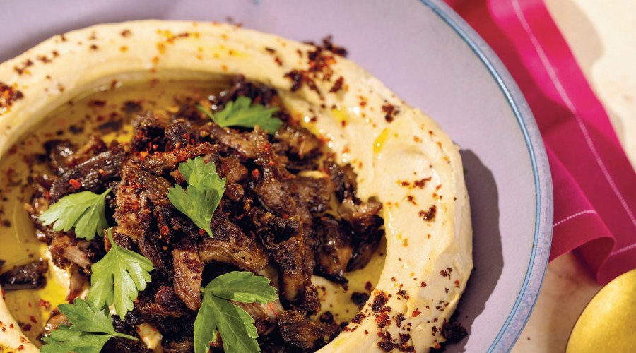 Awarma Bil Hummus (Hummus with Spiced Lamb) recipe