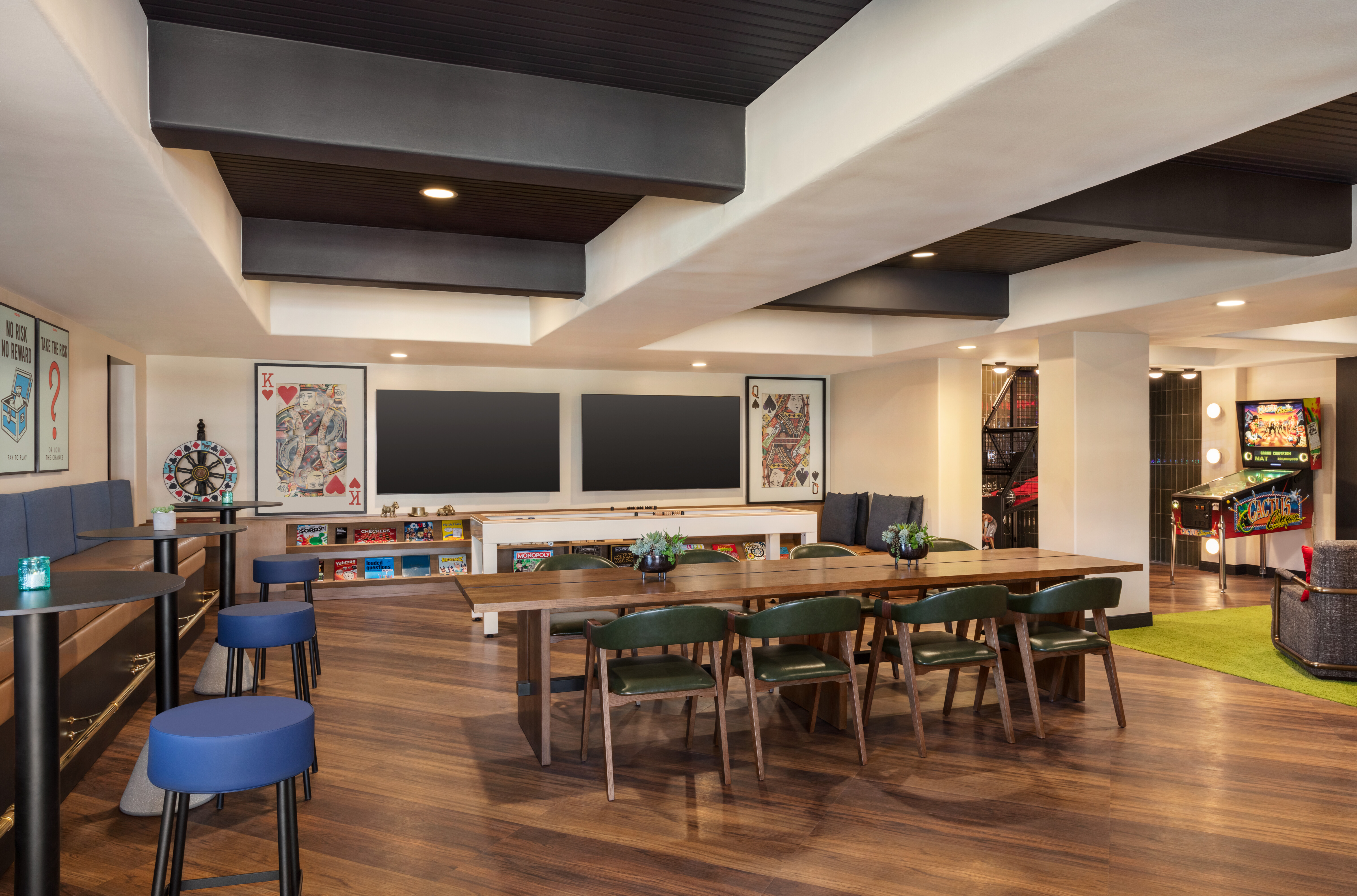 architecture_dive_game_lounge2