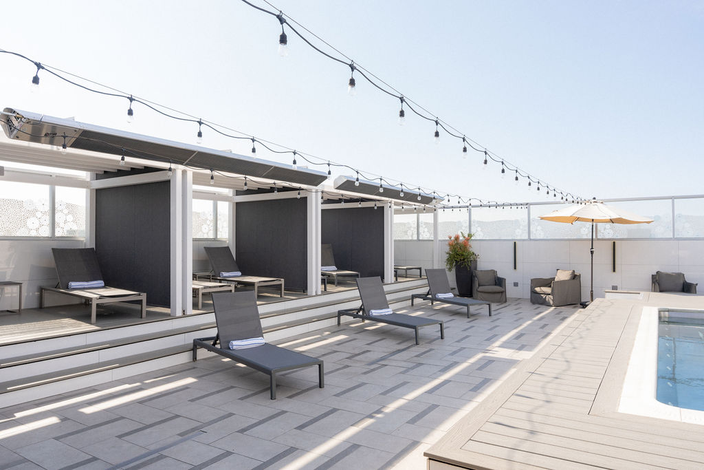 rooftop-cabanas